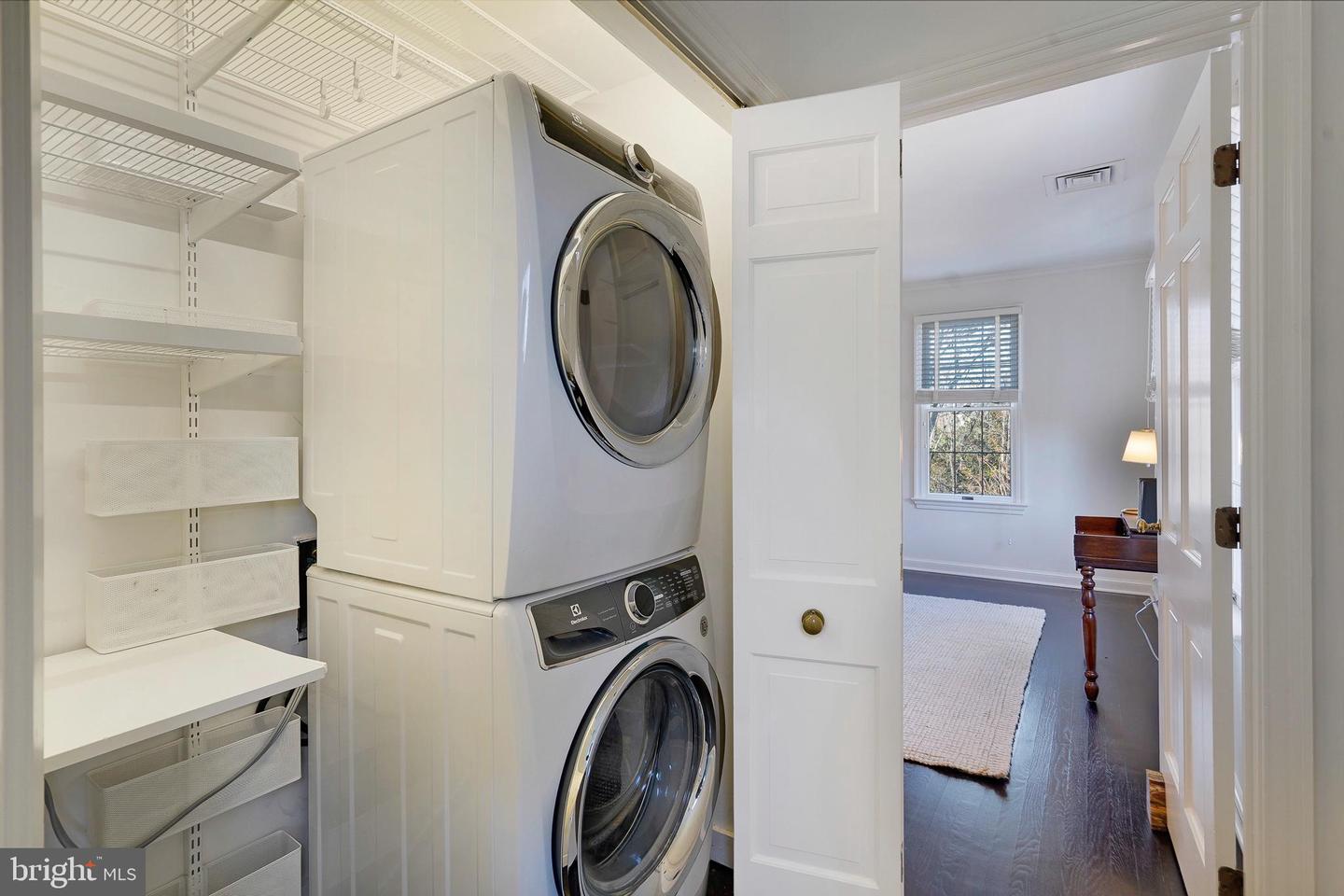 815 ARCTURUS ON THE POTOMAC, ALEXANDRIA, Virginia 22308, 5 Bedrooms Bedrooms, ,3 BathroomsBathrooms,Residential,For sale,815 ARCTURUS ON THE POTOMAC,VAFX2284026 MLS # VAFX2284026