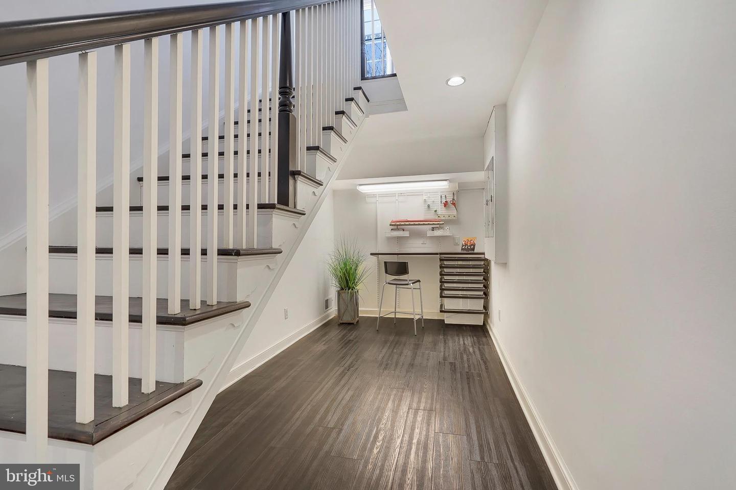 815 ARCTURUS ON THE POTOMAC, ALEXANDRIA, Virginia 22308, 5 Bedrooms Bedrooms, ,3 BathroomsBathrooms,Residential,For sale,815 ARCTURUS ON THE POTOMAC,VAFX2284026 MLS # VAFX2284026