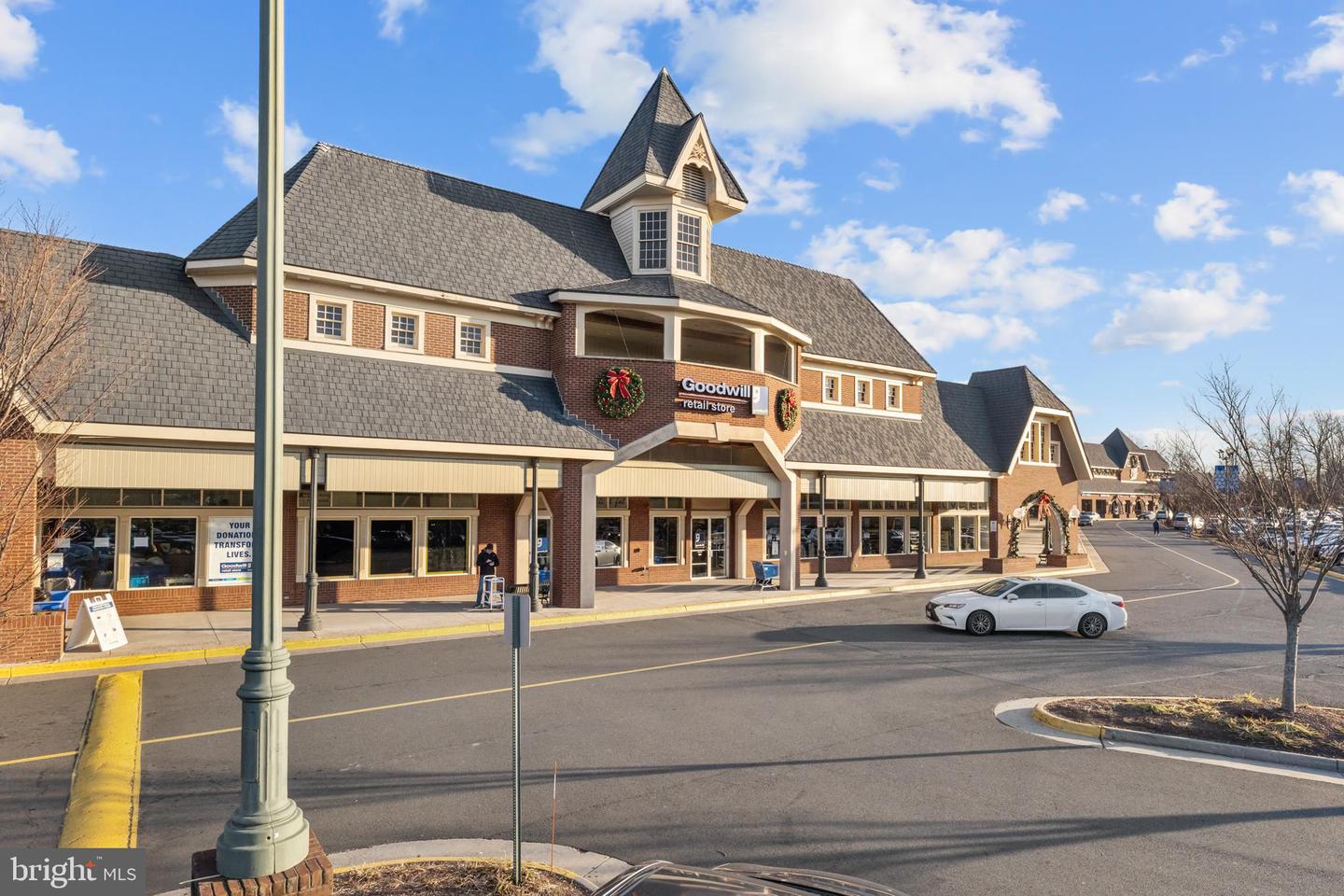 5515 BUGGY WHIP DR, CENTREVILLE, Virginia 20120, 5 Bedrooms Bedrooms, ,3 BathroomsBathrooms,Residential,For sale,5515 BUGGY WHIP DR,VAFX2284290 MLS # VAFX2284290 5515 BUGGY WHIP DR, CENTREVILLE, Virginia 20120, 5 Bedrooms Bedrooms, ,3 BathroomsBathrooms,Residential,For sale,5515 BUGGY WHIP DR,VAFX2284290 MLS # VAFX2284290