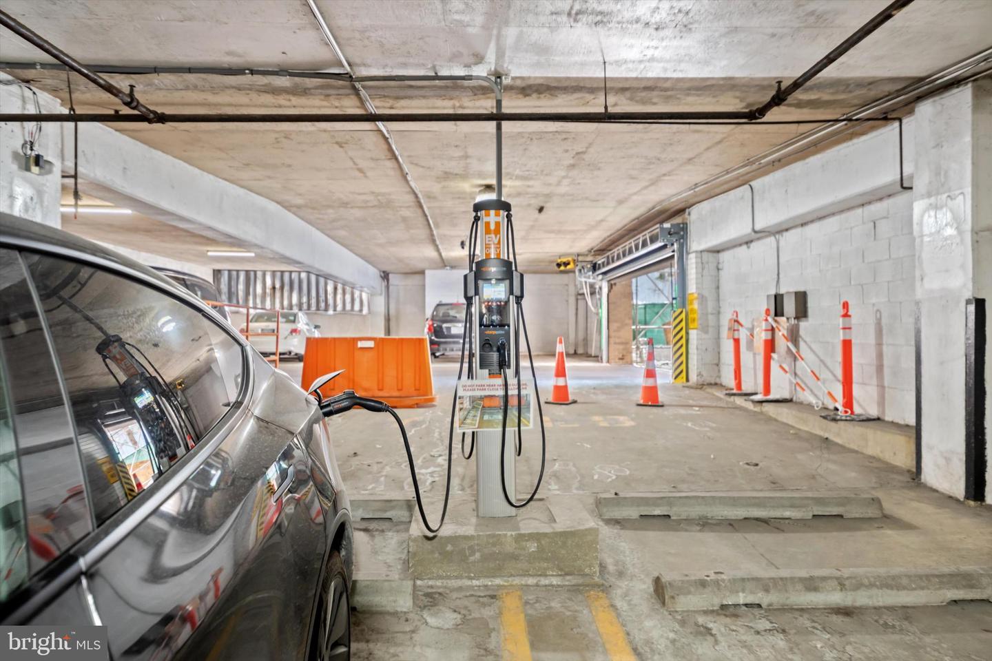 3713 S GEORGE MASON DR #616 W, FALLS CHURCH, Virginia 22041, 2 Bedrooms Bedrooms, 4 Rooms Rooms,1 BathroomBathrooms,Residential,For sale,3713 S GEORGE MASON DR #616 W,VAFX2285198 MLS # VAFX2285198