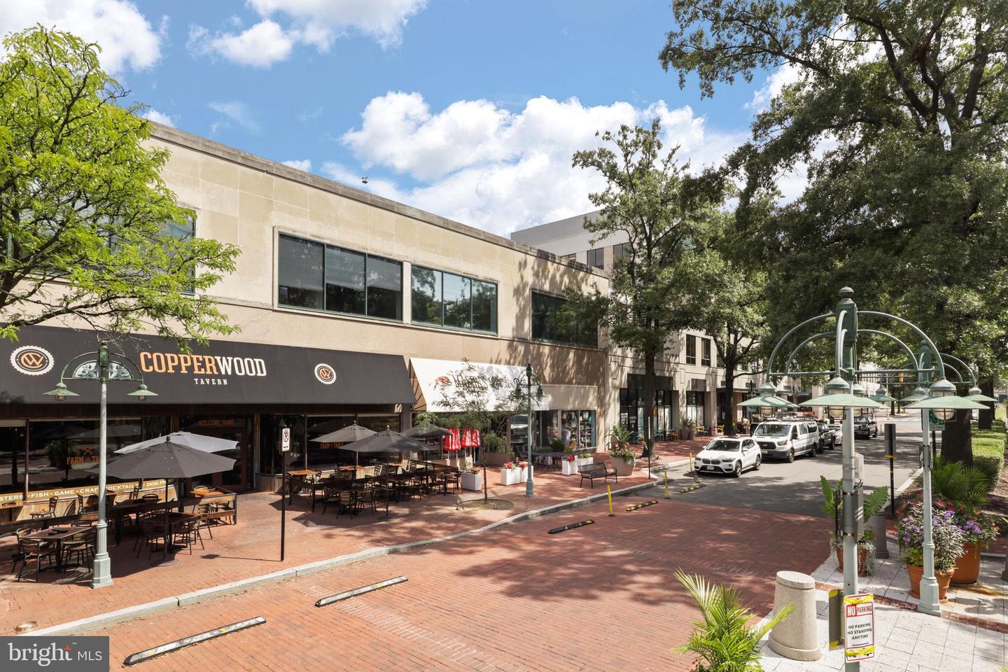 3713 S GEORGE MASON DR #616 W, FALLS CHURCH, Virginia 22041, 2 Bedrooms Bedrooms, 4 Rooms Rooms,1 BathroomBathrooms,Residential,For sale,3713 S GEORGE MASON DR #616 W,VAFX2285198 MLS # VAFX2285198