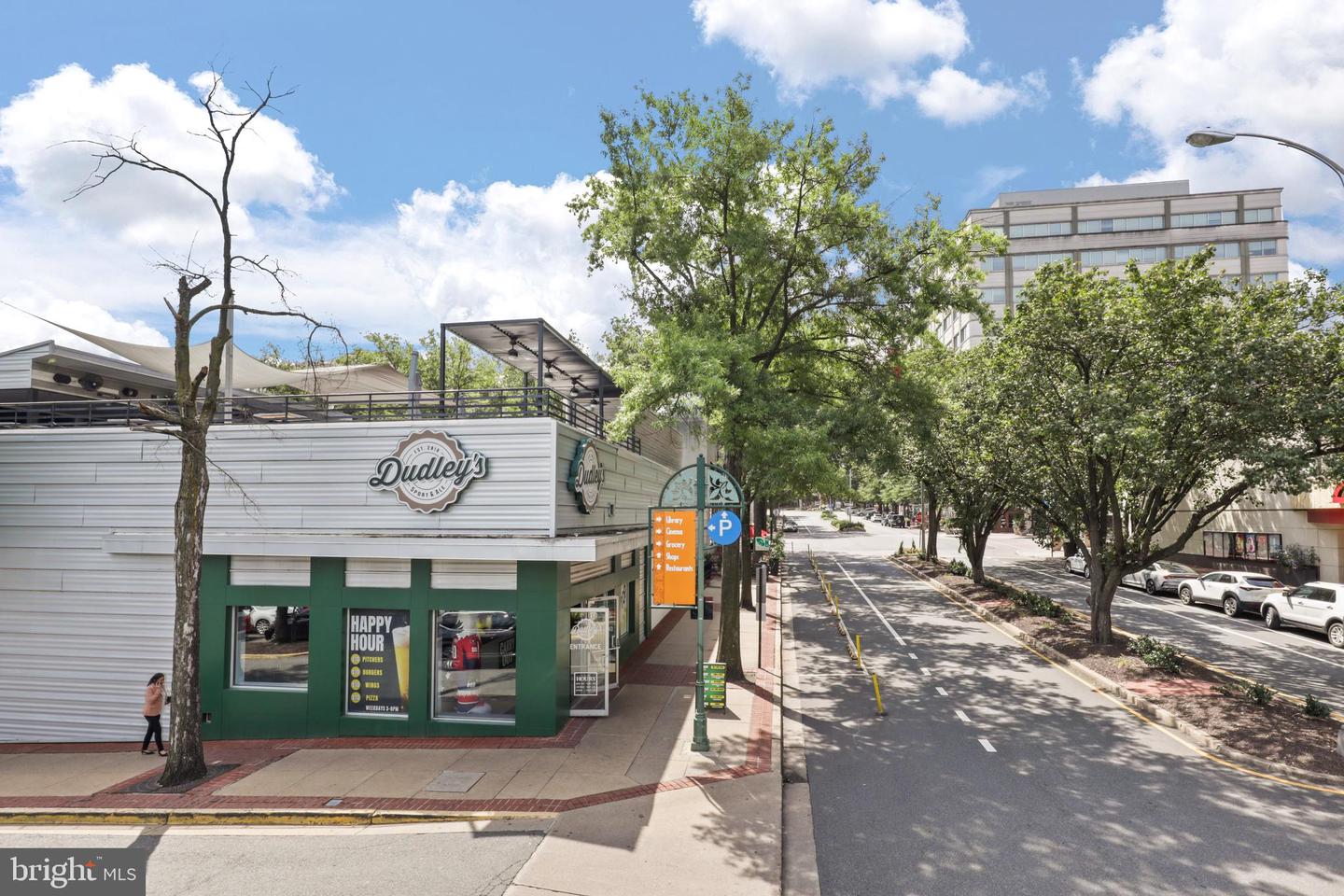 3713 S GEORGE MASON DR #616 W, FALLS CHURCH, Virginia 22041, 2 Bedrooms Bedrooms, 4 Rooms Rooms,1 BathroomBathrooms,Residential,For sale,3713 S GEORGE MASON DR #616 W,VAFX2285198 MLS # VAFX2285198