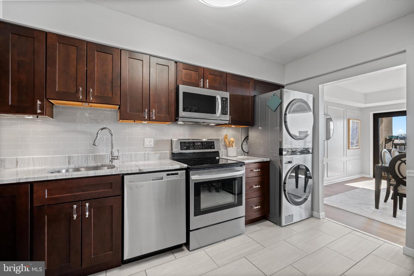 3713 S GEORGE MASON DR #616 W, FALLS CHURCH, Virginia 22041, 2 Bedrooms Bedrooms, 4 Rooms Rooms,1 BathroomBathrooms,Residential,For sale,3713 S GEORGE MASON DR #616 W,VAFX2285198 MLS # VAFX2285198