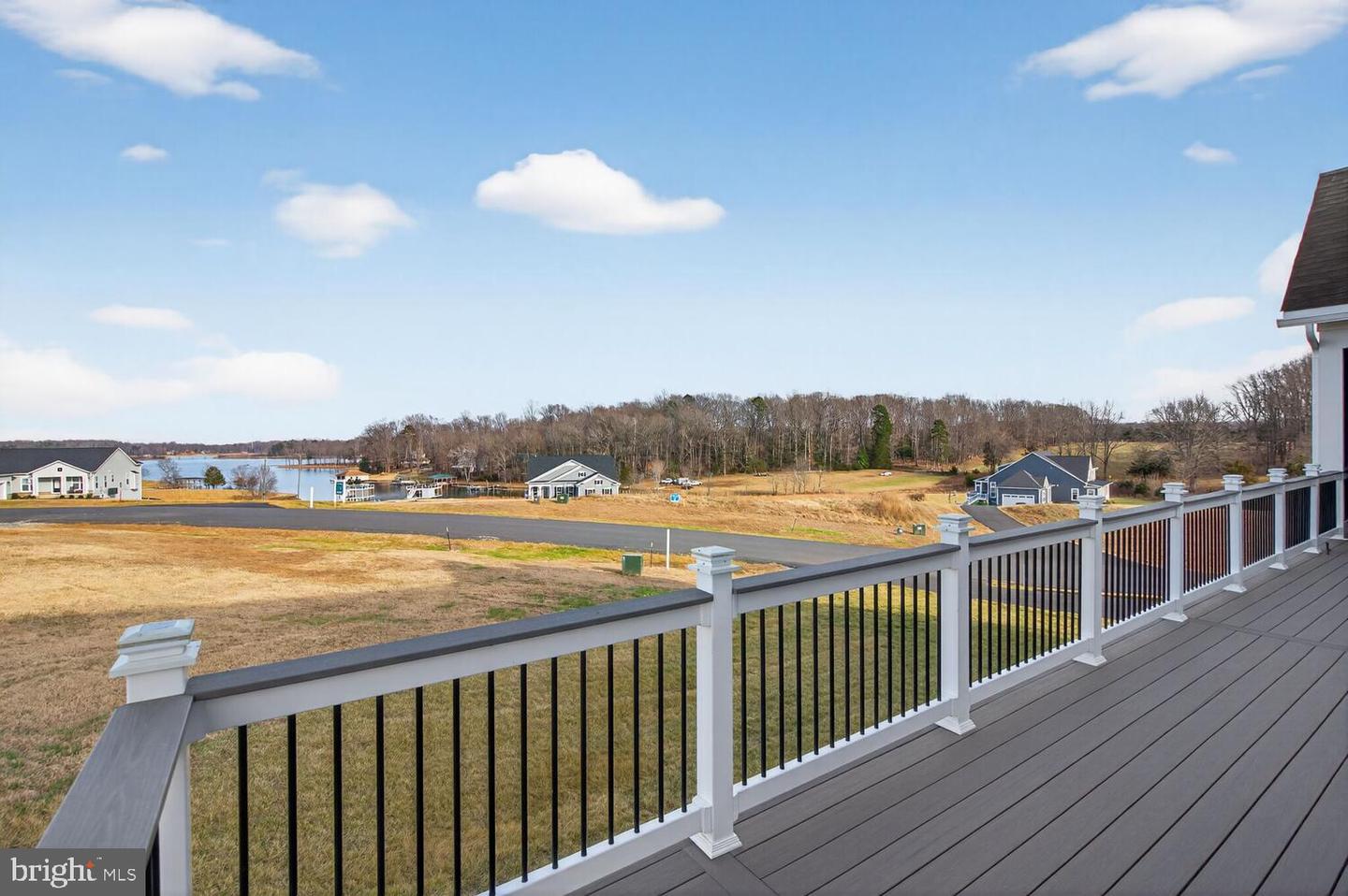 29 ROCK ISLAND RIDGE, LAKE ANNA, MINERAL, Virginia 23117, 6 Bedrooms Bedrooms, ,4 BathroomsBathrooms,Residential,For sale,29 ROCK ISLAND RIDGE, LAKE ANNA,VALA2009138 MLS # VALA2009138