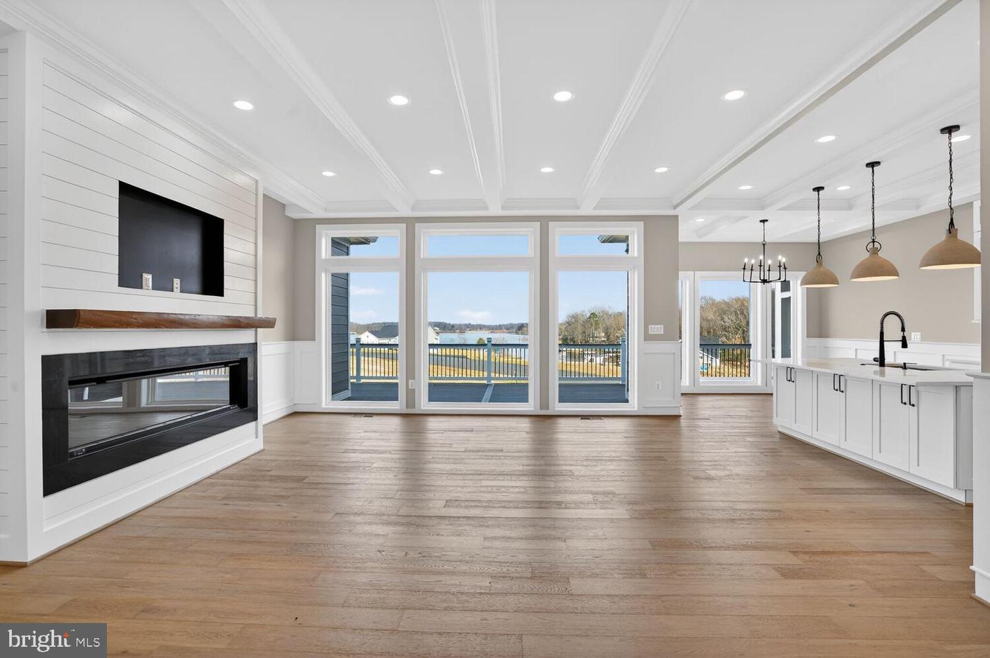 29 ROCK ISLAND RIDGE, LAKE ANNA, MINERAL, Virginia 23117, 6 Bedrooms Bedrooms, ,4 BathroomsBathrooms,Residential,For sale,29 ROCK ISLAND RIDGE, LAKE ANNA,VALA2009138 MLS # VALA2009138