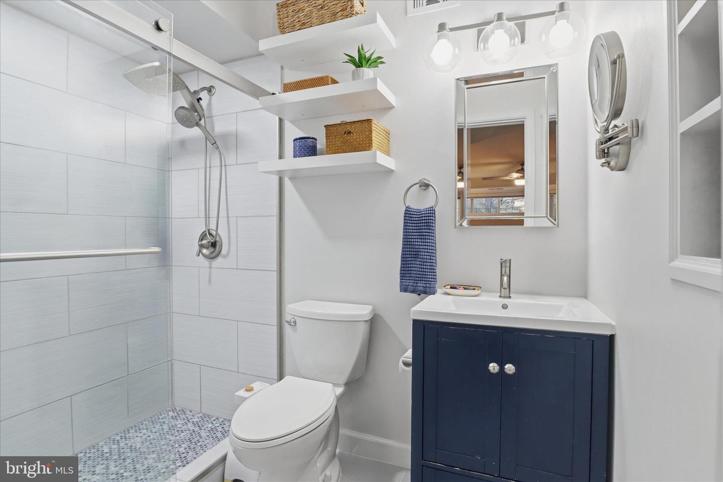 1563-B N VAN DORN ST N #1563 B, ALEXANDRIA, Virginia 22304, 2 Bedrooms Bedrooms, ,2 BathroomsBathrooms,Residential,For sale,1563-B N VAN DORN ST N #1563 B,VAAX2053108 MLS # VAAX2053108