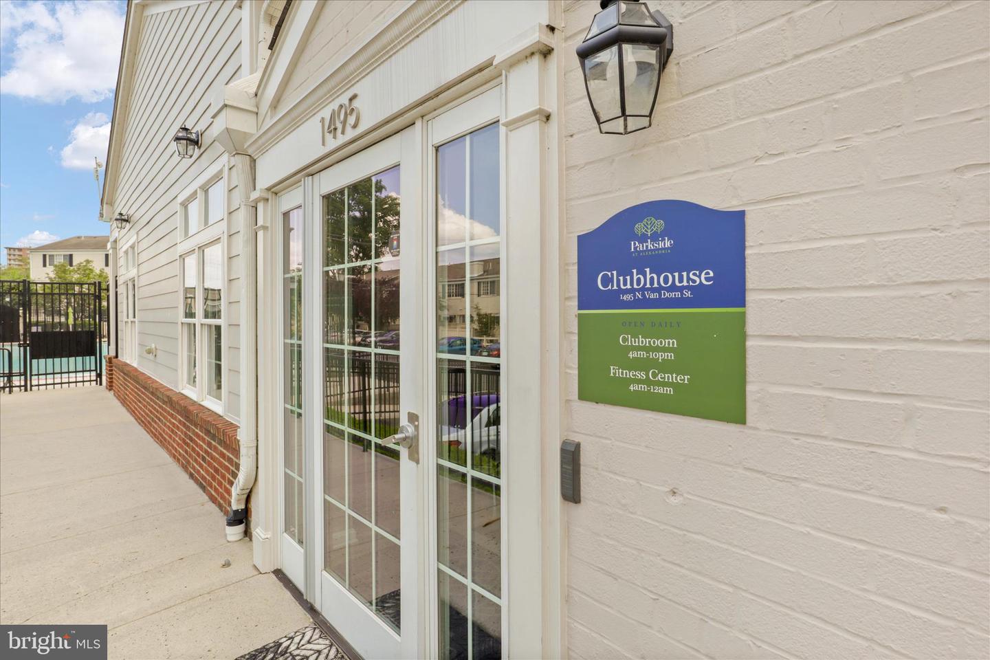 1563-B N VAN DORN ST N #1563 B, ALEXANDRIA, Virginia 22304, 2 Bedrooms Bedrooms, ,2 BathroomsBathrooms,Residential,For sale,1563-B N VAN DORN ST N #1563 B,VAAX2053108 MLS # VAAX2053108