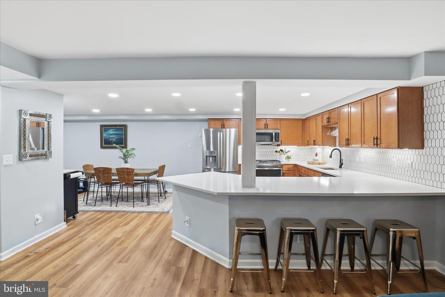 1563-B N VAN DORN ST N #1563 B, ALEXANDRIA, Virginia 22304, 2 Bedrooms Bedrooms, ,2 BathroomsBathrooms,Residential,For sale,1563-B N VAN DORN ST N #1563 B,VAAX2053108 MLS # VAAX2053108