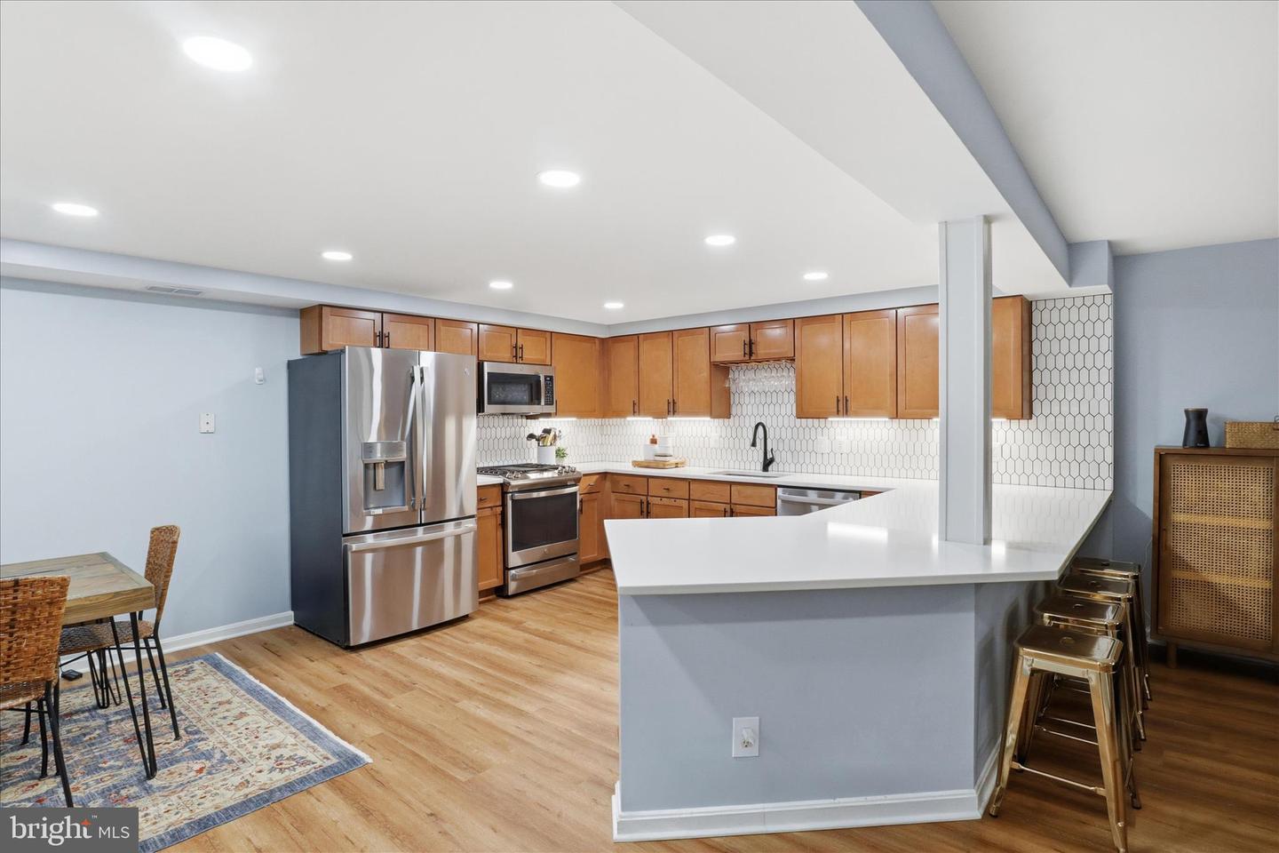 1563-B N VAN DORN ST N #1563 B, ALEXANDRIA, Virginia 22304, 2 Bedrooms Bedrooms, ,2 BathroomsBathrooms,Residential,For sale,1563-B N VAN DORN ST N #1563 B,VAAX2053108 MLS # VAAX2053108