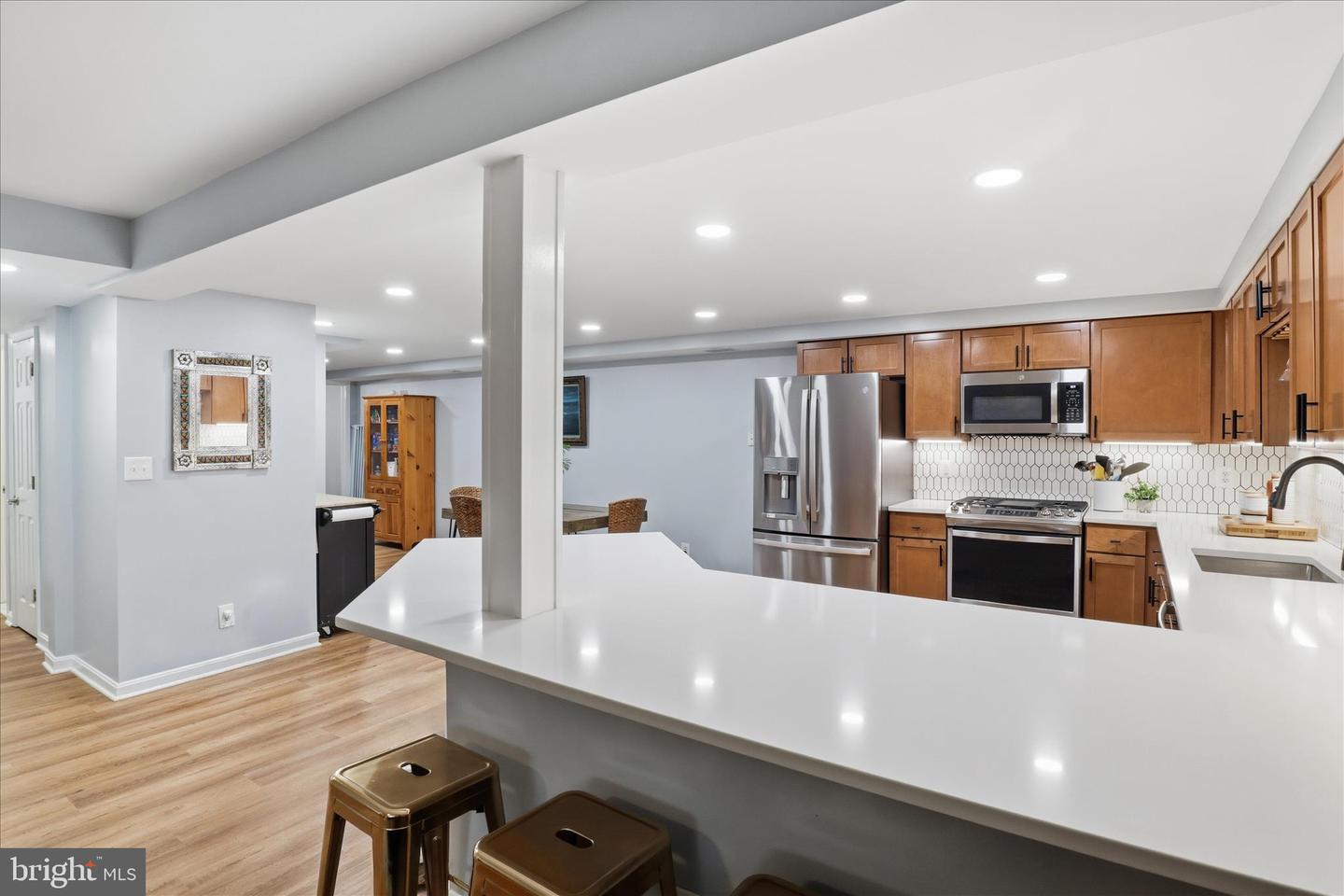 1563-B N VAN DORN ST N #1563 B, ALEXANDRIA, Virginia 22304, 2 Bedrooms Bedrooms, ,2 BathroomsBathrooms,Residential,For sale,1563-B N VAN DORN ST N #1563 B,VAAX2053108 MLS # VAAX2053108