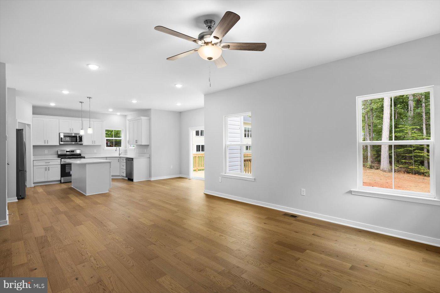 401 BIRDIE RD, LOCUST GROVE, Virginia 22508, 5 Bedrooms Bedrooms, 17 Rooms Rooms,2 BathroomsBathrooms,Residential,For sale,401 BIRDIE RD,VAOR2013120 MLS # VAOR2013120