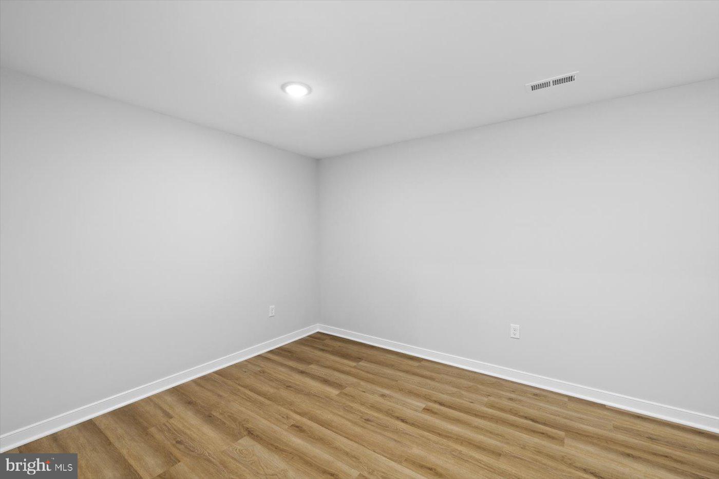 401 BIRDIE RD, LOCUST GROVE, Virginia 22508, 5 Bedrooms Bedrooms, 17 Rooms Rooms,2 BathroomsBathrooms,Residential,For sale,401 BIRDIE RD,VAOR2013120 MLS # VAOR2013120