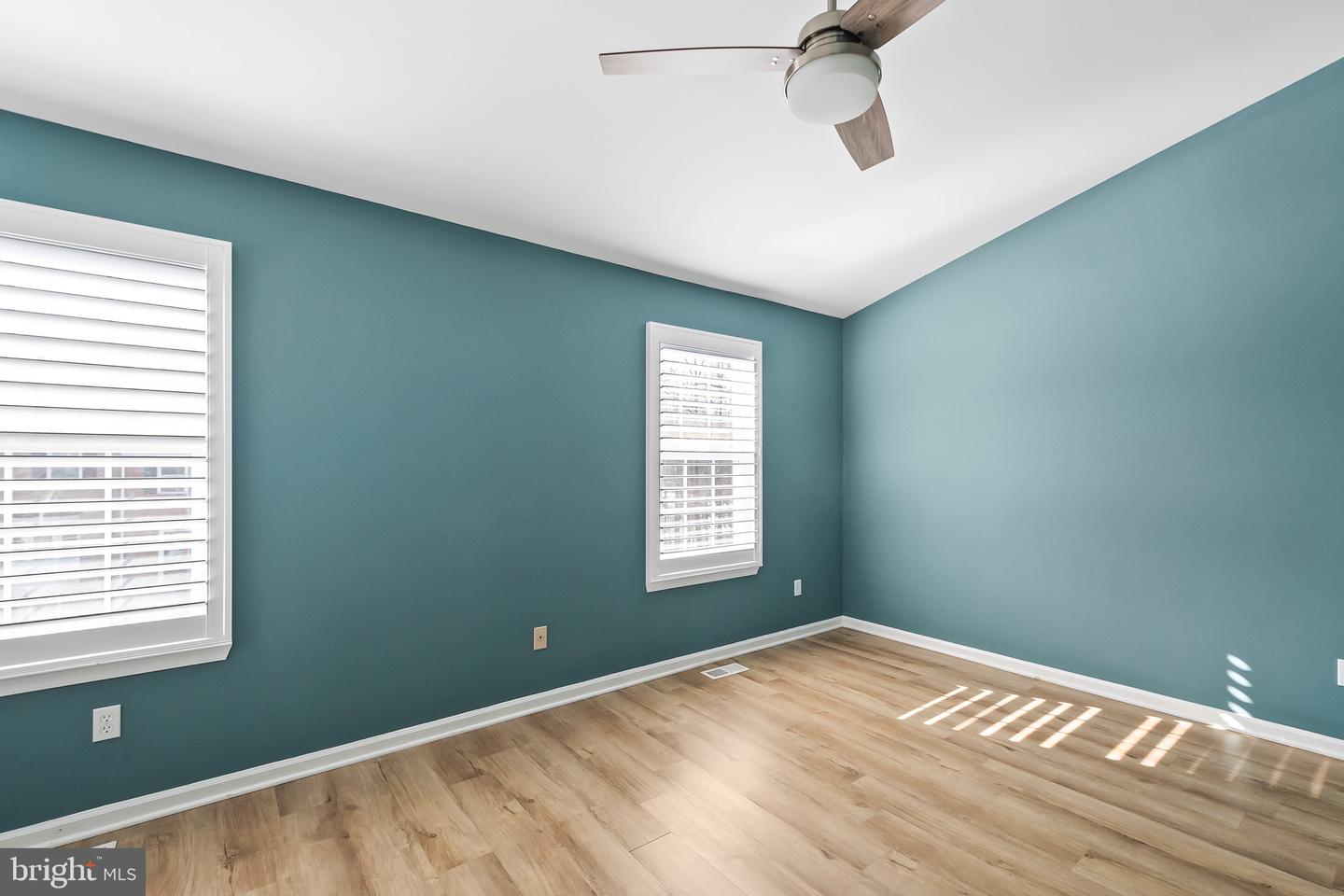 8507 SHIRLEY WOODS CT, LORTON, Virginia 22079, 4 Bedrooms Bedrooms, 12 Rooms Rooms,3 BathroomsBathrooms,Residential,For sale,8507 SHIRLEY WOODS CT,VAFX2286314 MLS # VAFX2286314