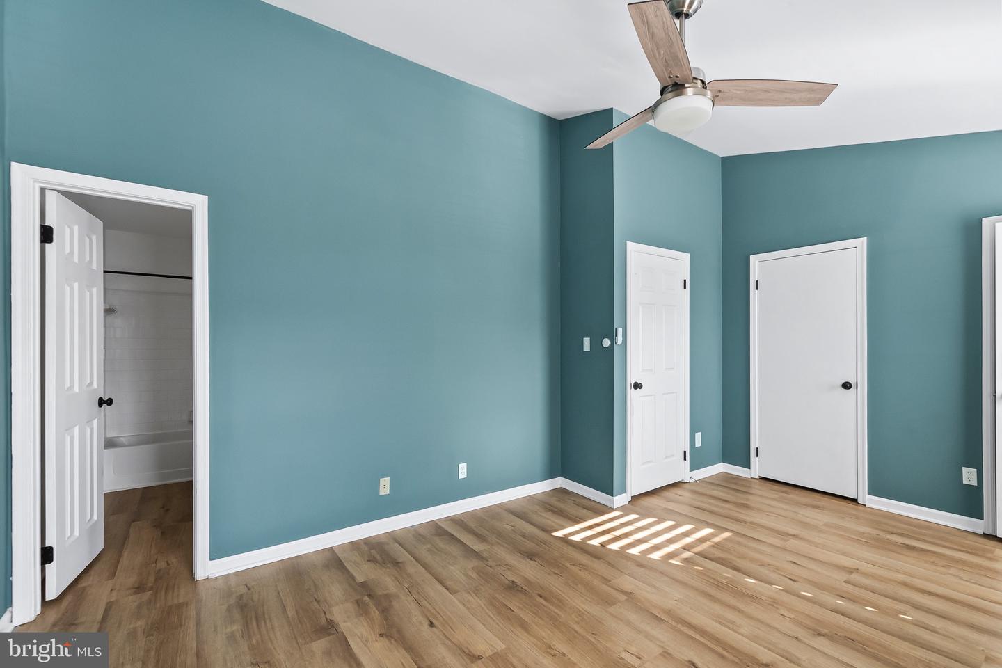 8507 SHIRLEY WOODS CT, LORTON, Virginia 22079, 4 Bedrooms Bedrooms, 12 Rooms Rooms,3 BathroomsBathrooms,Residential,For sale,8507 SHIRLEY WOODS CT,VAFX2286314 MLS # VAFX2286314