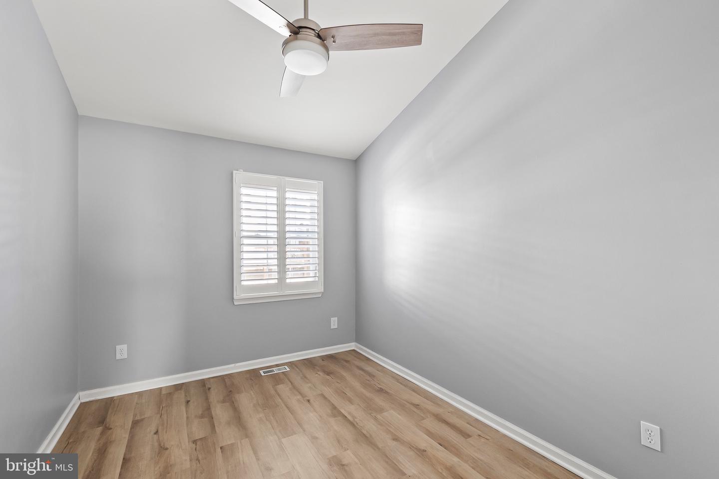 8507 SHIRLEY WOODS CT, LORTON, Virginia 22079, 4 Bedrooms Bedrooms, 12 Rooms Rooms,3 BathroomsBathrooms,Residential,For sale,8507 SHIRLEY WOODS CT,VAFX2286314 MLS # VAFX2286314