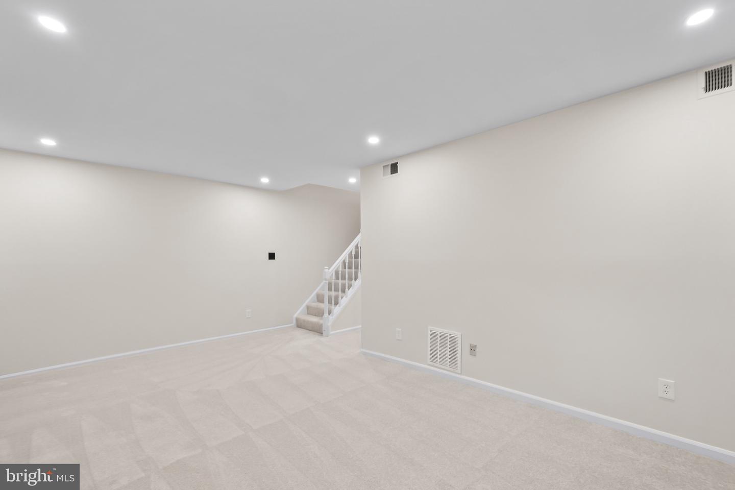 8507 SHIRLEY WOODS CT, LORTON, Virginia 22079, 4 Bedrooms Bedrooms, 12 Rooms Rooms,3 BathroomsBathrooms,Residential,For sale,8507 SHIRLEY WOODS CT,VAFX2286314 MLS # VAFX2286314