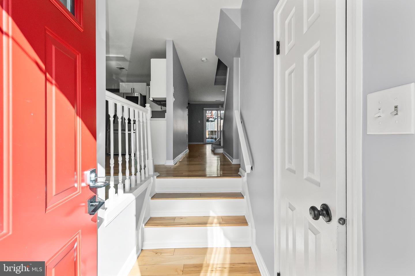 8507 SHIRLEY WOODS CT, LORTON, Virginia 22079, 4 Bedrooms Bedrooms, 12 Rooms Rooms,3 BathroomsBathrooms,Residential,For sale,8507 SHIRLEY WOODS CT,VAFX2286314 MLS # VAFX2286314