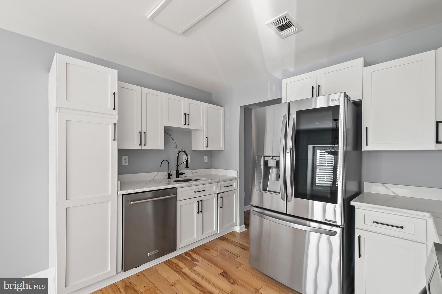 8507 SHIRLEY WOODS CT, LORTON, Virginia 22079, 4 Bedrooms Bedrooms, 12 Rooms Rooms,3 BathroomsBathrooms,Residential,For sale,8507 SHIRLEY WOODS CT,VAFX2286314 MLS # VAFX2286314