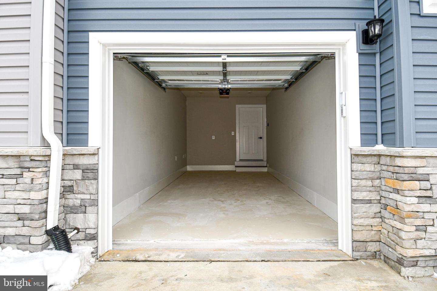 4512 BRIARHAVEN DR, FREDERICKSBURG, Virginia 22408, 4 Bedrooms Bedrooms, ,3 BathroomsBathrooms,Residential,For sale,4512 BRIARHAVEN DR,VASP2038730 MLS # VASP2038730