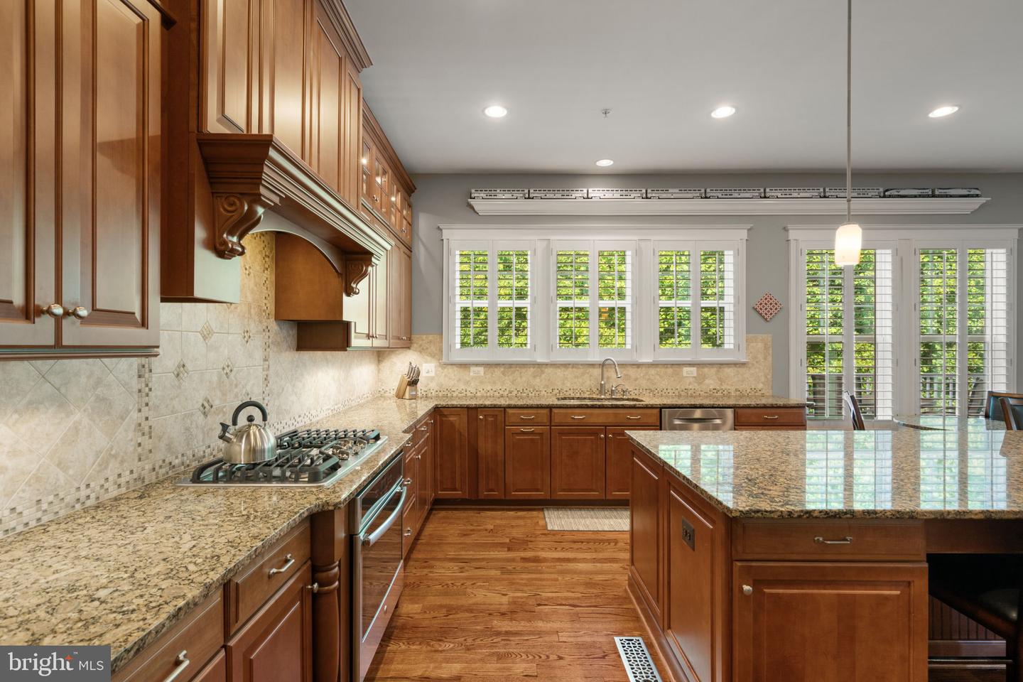 17232 MISS PACKARD CT, DUMFRIES, Virginia 22026, 6 Bedrooms Bedrooms, ,5 BathroomsBathrooms,Residential,For sale,17232 MISS PACKARD CT,VAPW2110968 MLS # VAPW2110968