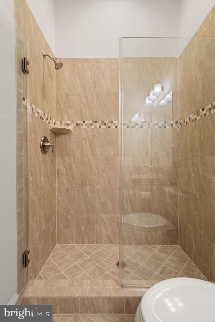 17232 MISS PACKARD CT, DUMFRIES, Virginia 22026, 6 Bedrooms Bedrooms, ,5 BathroomsBathrooms,Residential,For sale,17232 MISS PACKARD CT,VAPW2110968 MLS # VAPW2110968