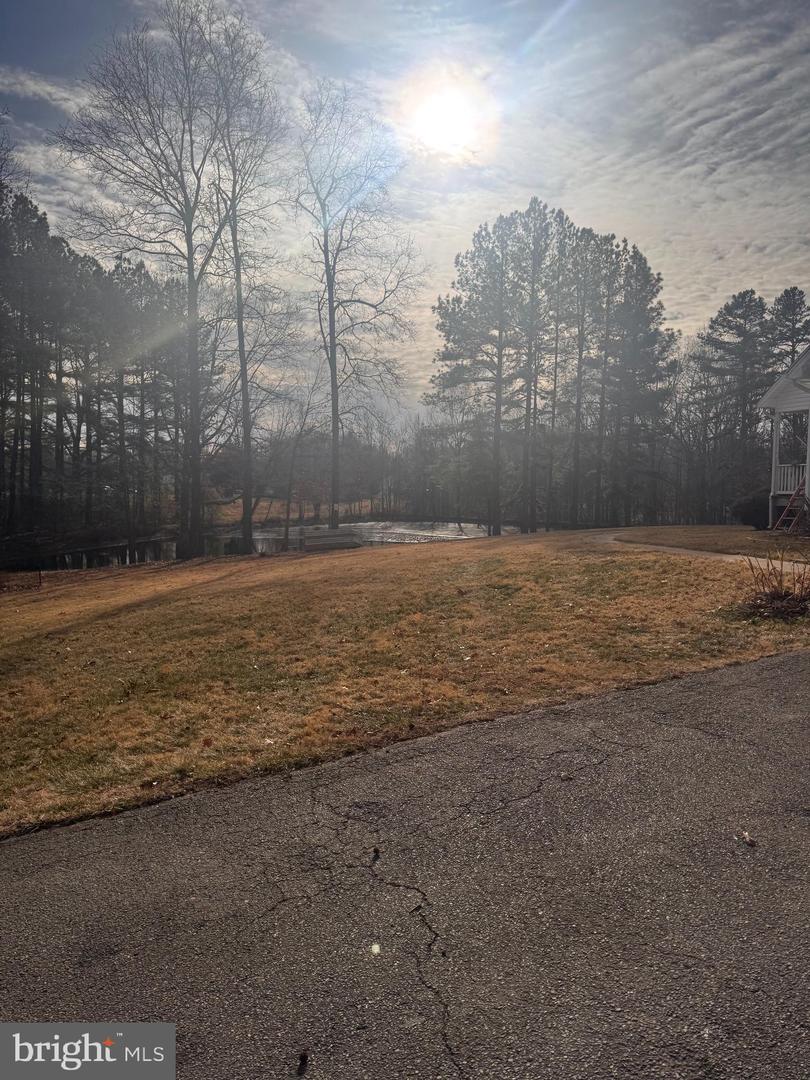 441 HARTWOOD RD, FREDERICKSBURG, Virginia 22406, 4 Bedrooms Bedrooms, ,3 BathroomsBathrooms,Residential,For sale,441 HARTWOOD RD,VAST2045422 MLS # VAST2045422