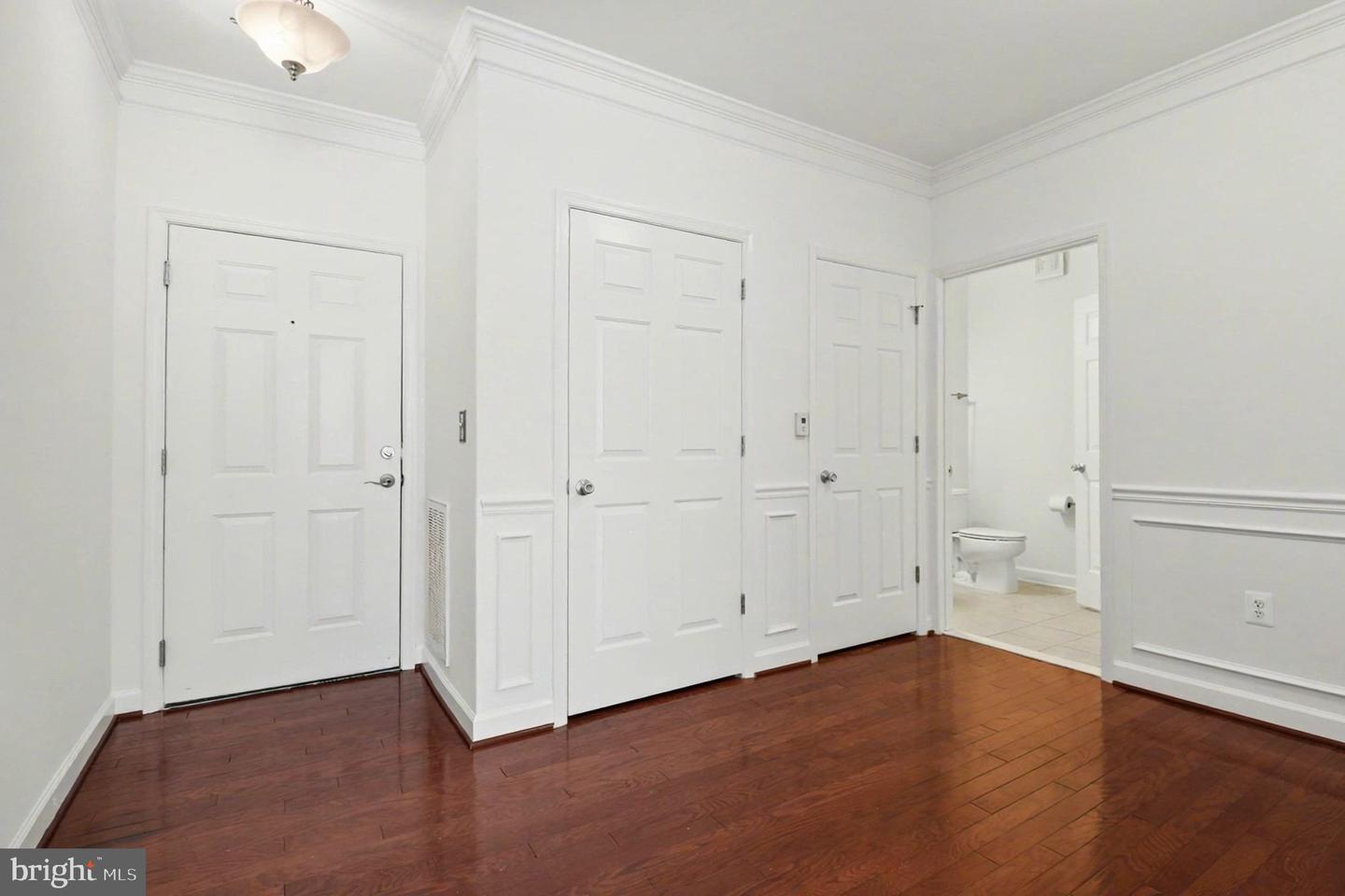 701 COBBLESTONE BLVD #108, FREDERICKSBURG, Virginia 22401, 1 Bedroom Bedrooms, ,1 BathroomBathrooms,Residential,For sale,701 COBBLESTONE BLVD #108,VAFB2009556 MLS # VAFB2009556