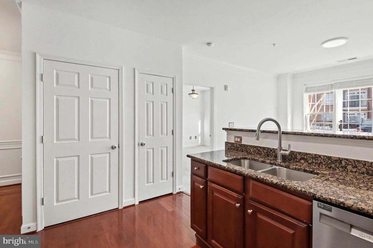 701 COBBLESTONE BLVD #108, FREDERICKSBURG, Virginia 22401, 1 Bedroom Bedrooms, ,1 BathroomBathrooms,Residential,For sale,701 COBBLESTONE BLVD #108,VAFB2009556 MLS # VAFB2009556