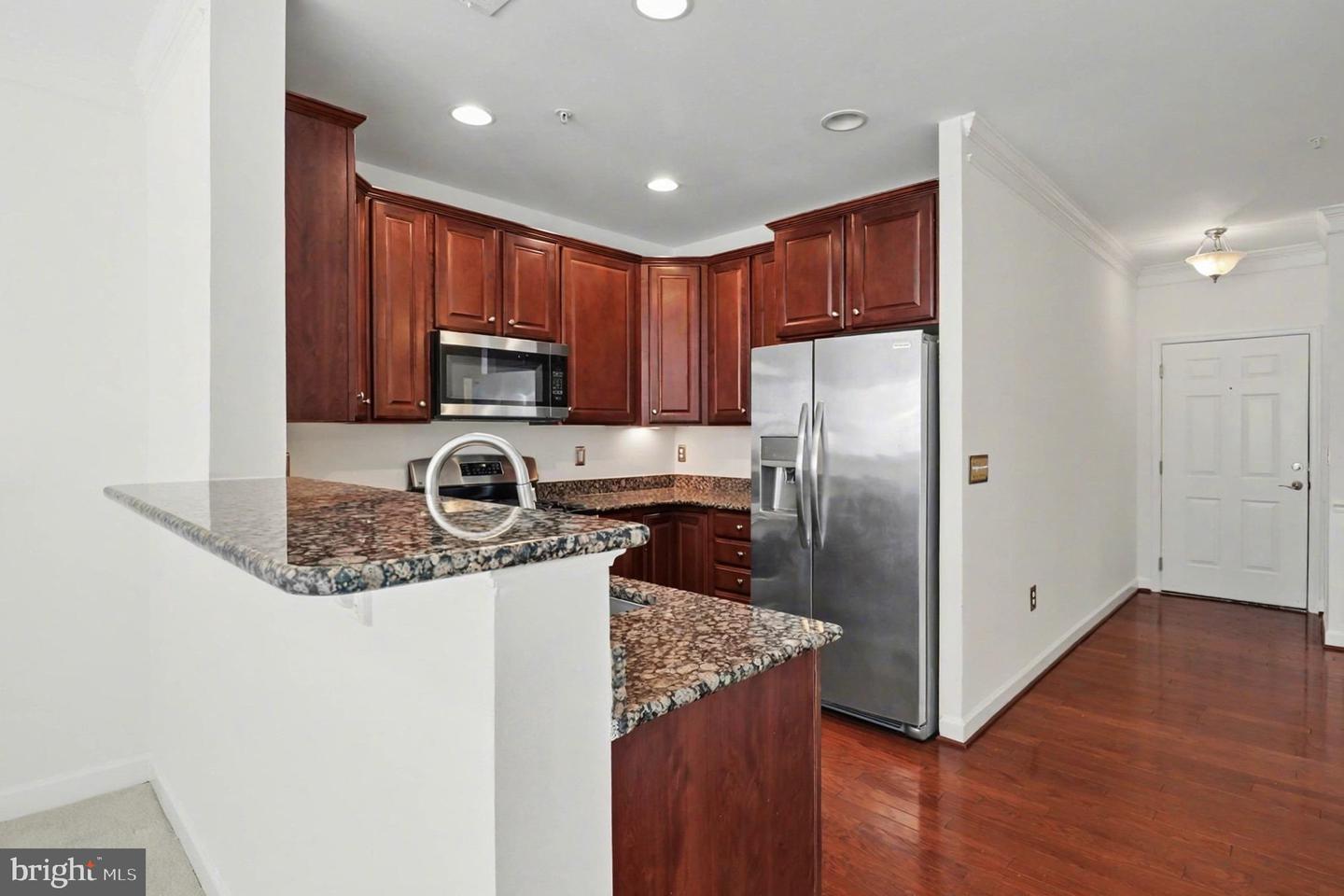 701 COBBLESTONE BLVD #108, FREDERICKSBURG, Virginia 22401, 1 Bedroom Bedrooms, ,1 BathroomBathrooms,Residential,For sale,701 COBBLESTONE BLVD #108,VAFB2009556 MLS # VAFB2009556