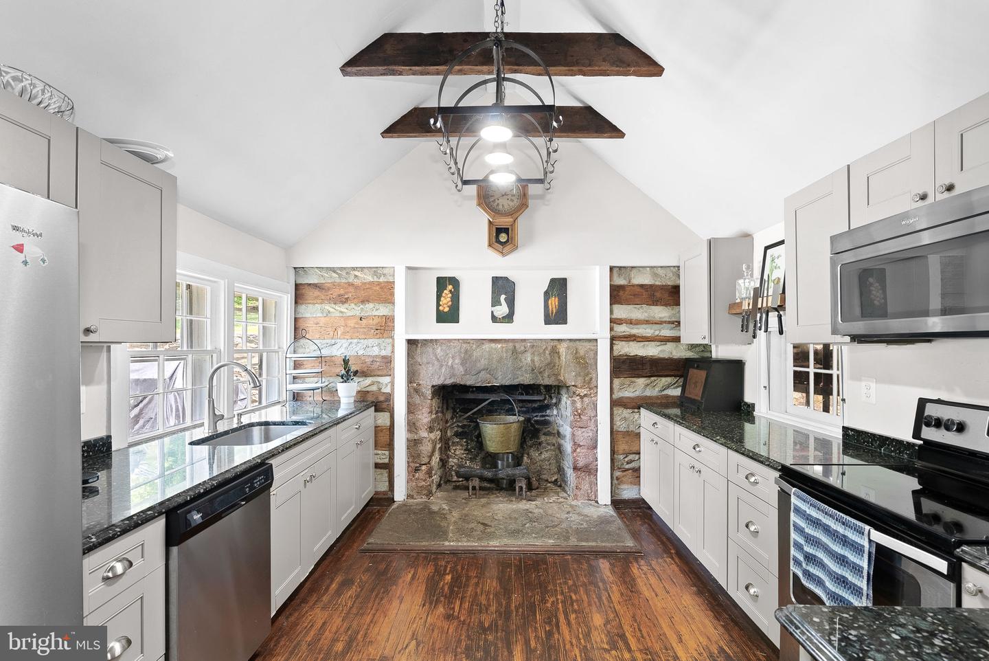 36930 CHARLES TOWN, PURCELLVILLE, Virginia 20132, 3 Bedrooms Bedrooms, ,1 BathroomBathrooms,Residential,For sale,36930 CHARLES TOWN,VALO2114550 MLS # VALO2114550