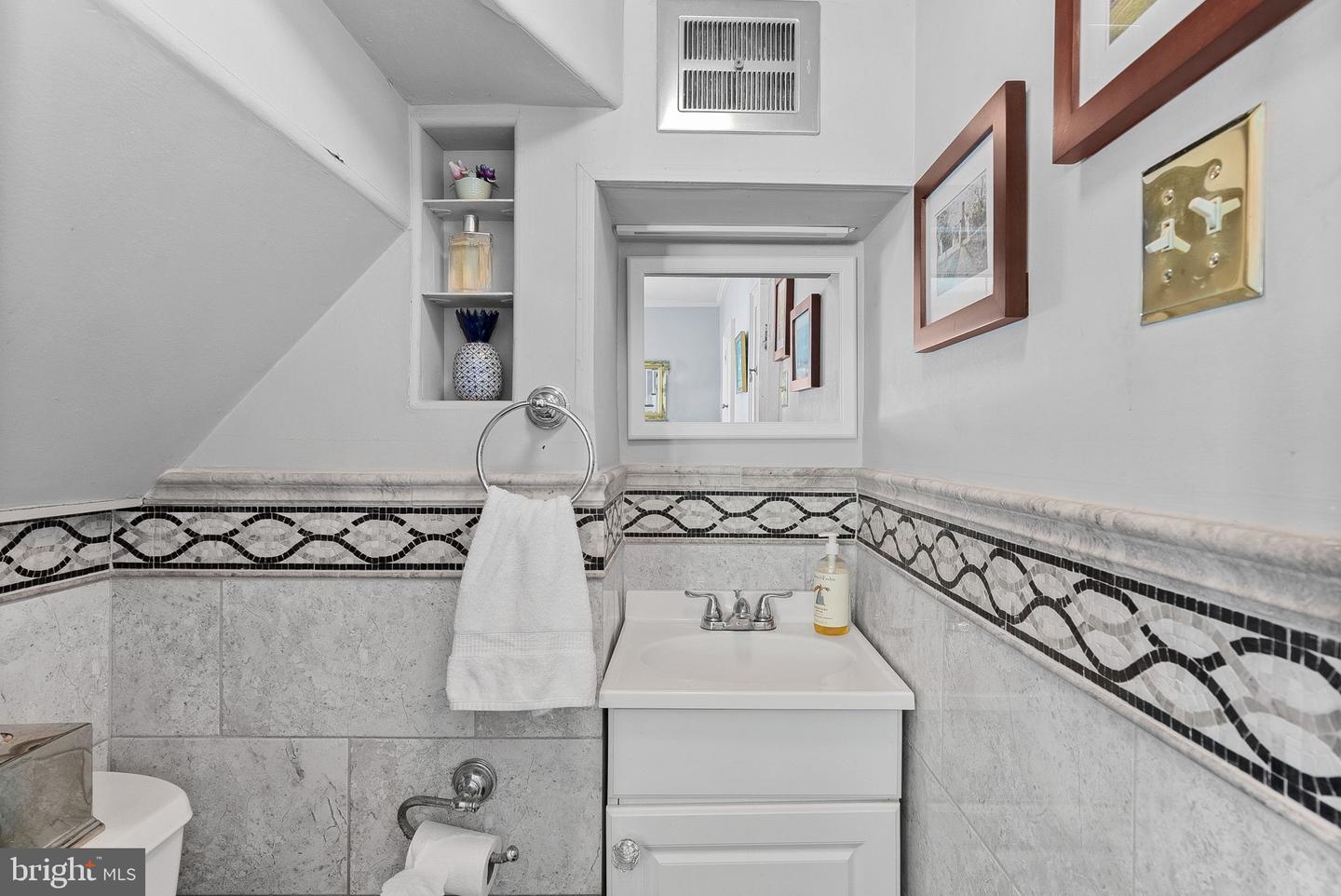 36930 CHARLES TOWN, PURCELLVILLE, Virginia 20132, 3 Bedrooms Bedrooms, ,1 BathroomBathrooms,Residential,For sale,36930 CHARLES TOWN,VALO2114550 MLS # VALO2114550