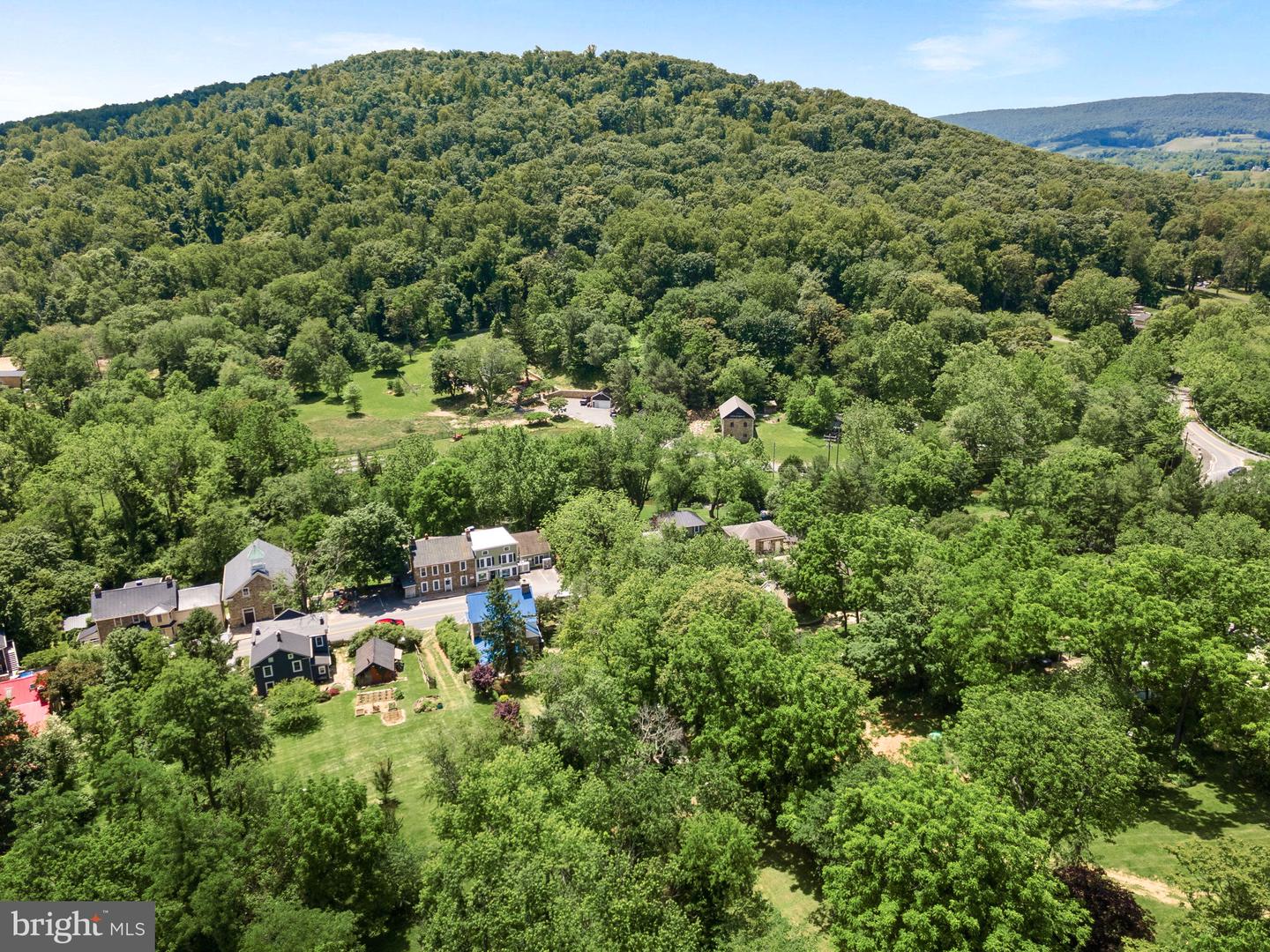 36930 CHARLES TOWN, PURCELLVILLE, Virginia 20132, 3 Bedrooms Bedrooms, ,1 BathroomBathrooms,Residential,For sale,36930 CHARLES TOWN,VALO2114550 MLS # VALO2114550