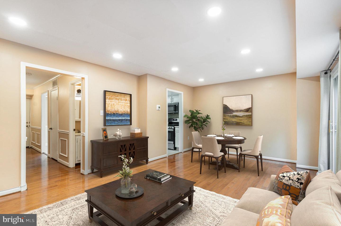 7432 LARNE LN, LORTON, Virginia 22079, 3 Bedrooms Bedrooms, ,3 BathroomsBathrooms,Residential,For sale,7432 LARNE LN,VAFX2287454 MLS # VAFX2287454