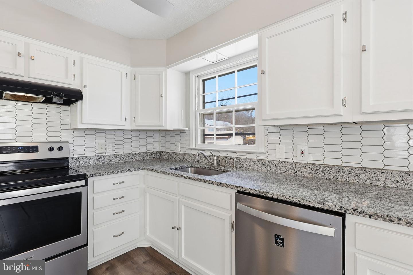 5529 BOUNDS ST, FREDERICKSBURG, Virginia 22407, 3 Bedrooms Bedrooms, ,2 BathroomsBathrooms,Residential,For sale,5529 BOUNDS ST,VASP2038868 MLS # VASP2038868