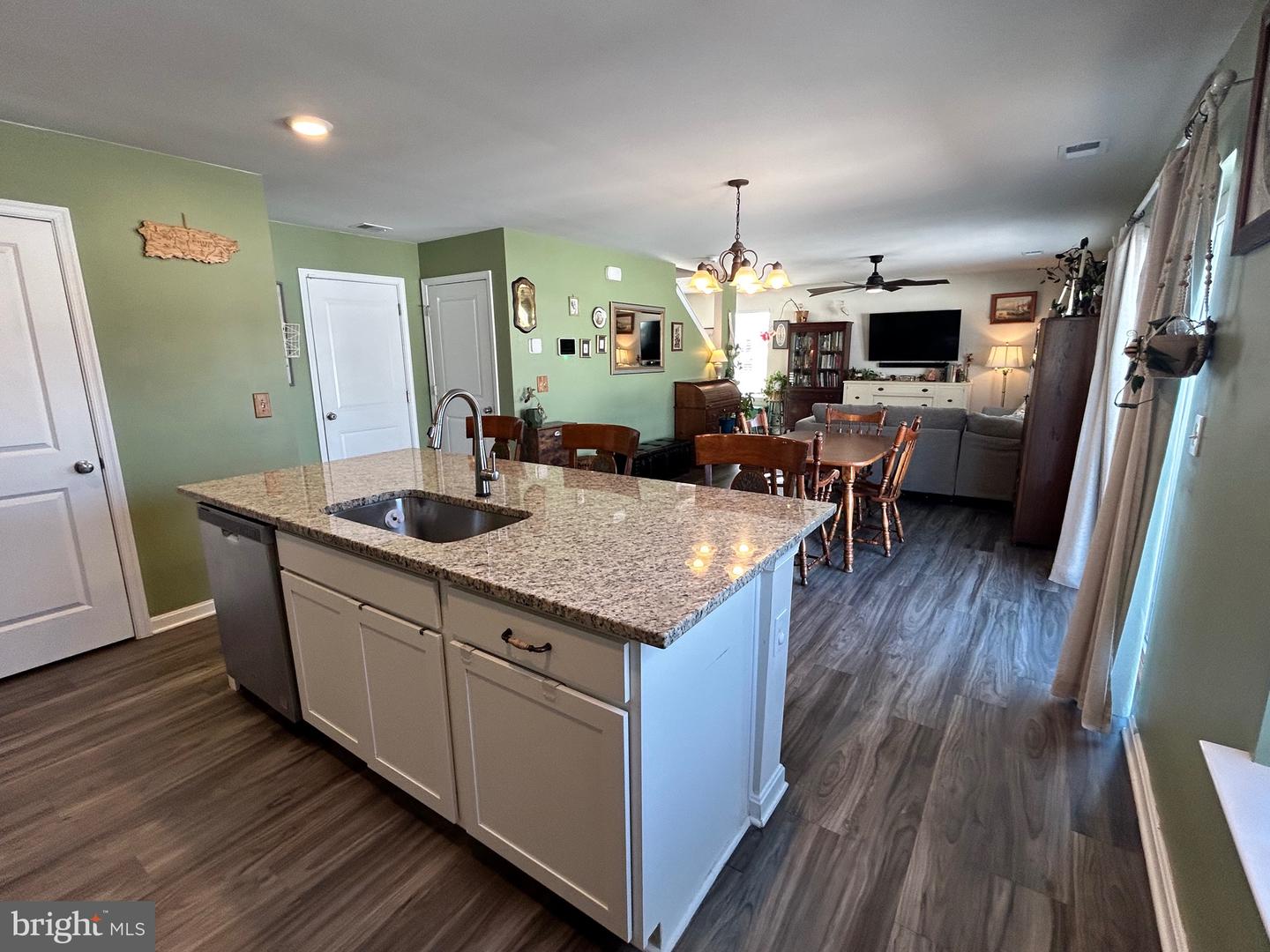 613 WEEKS CT, BERRYVILLE, Virginia 22611, 4 Bedrooms Bedrooms, ,2 BathroomsBathrooms,Residential,For sale,613 WEEKS CT,VACL2006366 MLS # VACL2006366