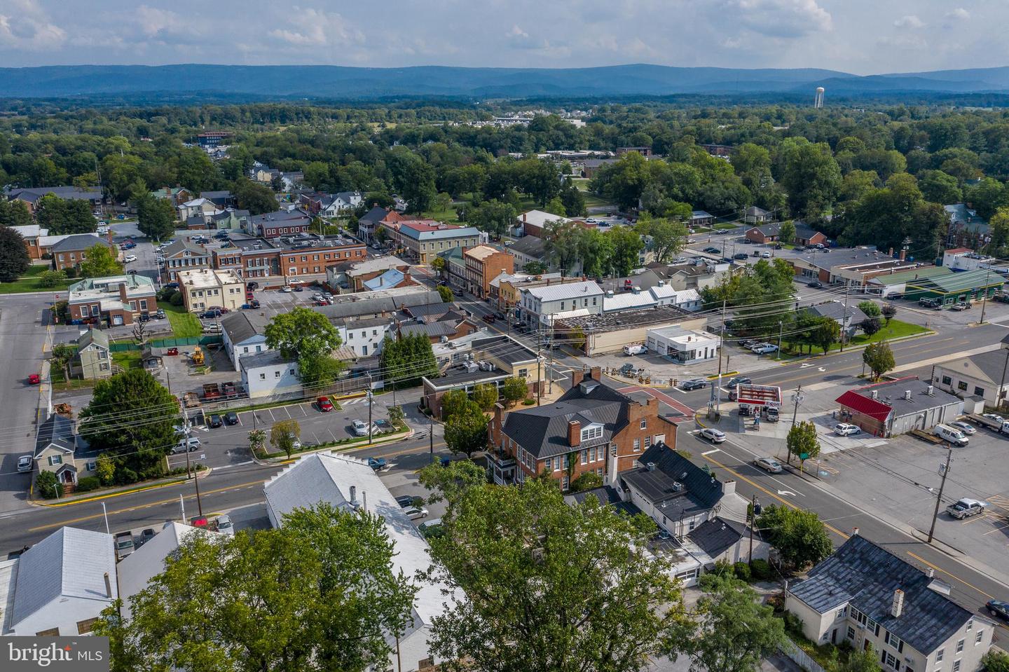 613 WEEKS CT, BERRYVILLE, Virginia 22611, 4 Bedrooms Bedrooms, ,2 BathroomsBathrooms,Residential,For sale,613 WEEKS CT,VACL2006366 MLS # VACL2006366