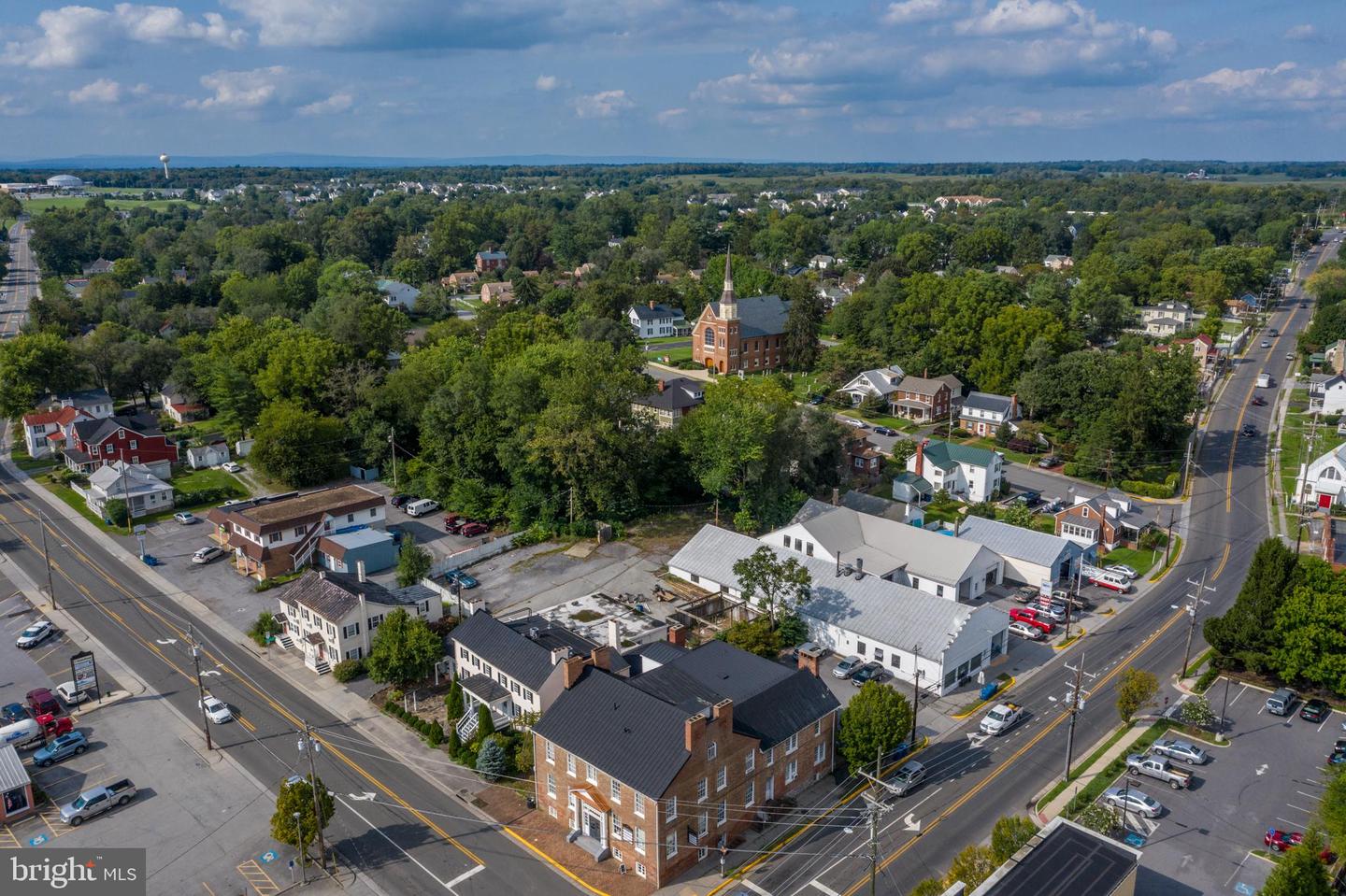 613 WEEKS CT, BERRYVILLE, Virginia 22611, 4 Bedrooms Bedrooms, ,2 BathroomsBathrooms,Residential,For sale,613 WEEKS CT,VACL2006366 MLS # VACL2006366