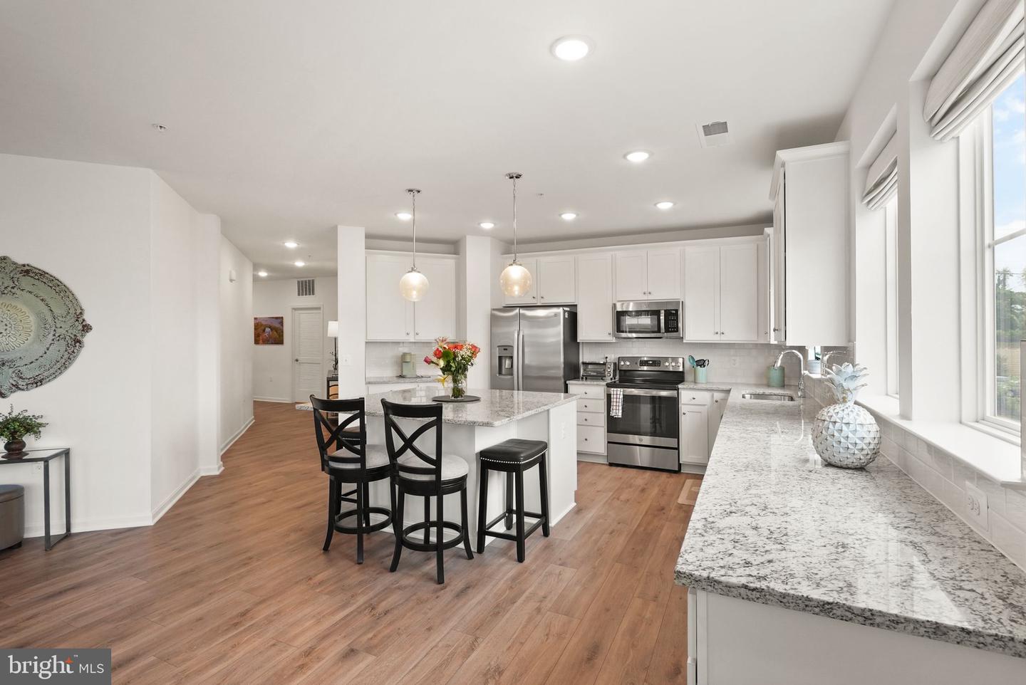 13950 ENGLEFIELD DR #3202, WOODBRIDGE, Virginia 22193, 2 Bedrooms Bedrooms, ,2 BathroomsBathrooms,Residential,For sale,13950 ENGLEFIELD DR #3202,VAPW2111406 MLS # VAPW2111406