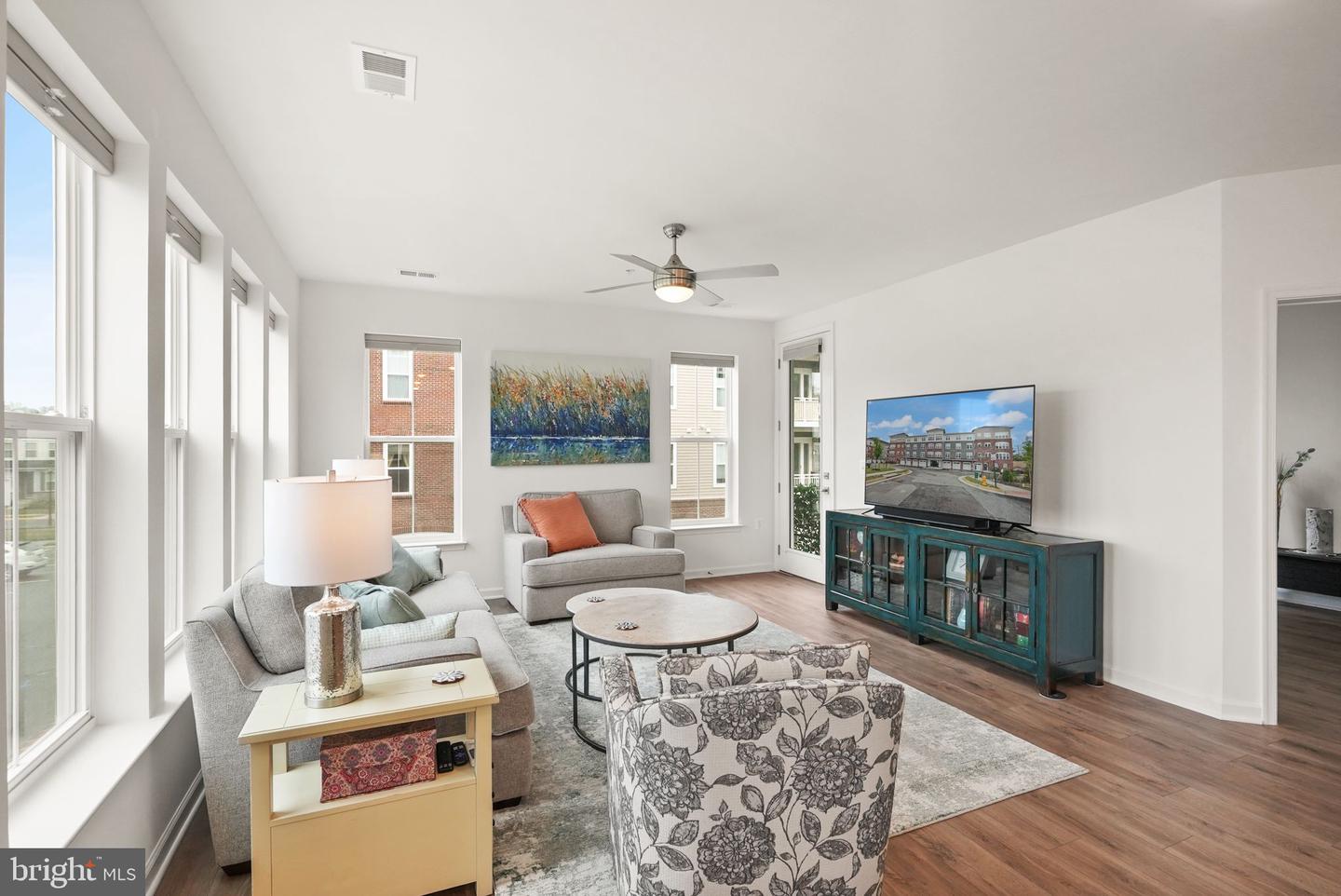 13950 ENGLEFIELD DR #3202, WOODBRIDGE, Virginia 22193, 2 Bedrooms Bedrooms, ,2 BathroomsBathrooms,Residential,For sale,13950 ENGLEFIELD DR #3202,VAPW2111406 MLS # VAPW2111406