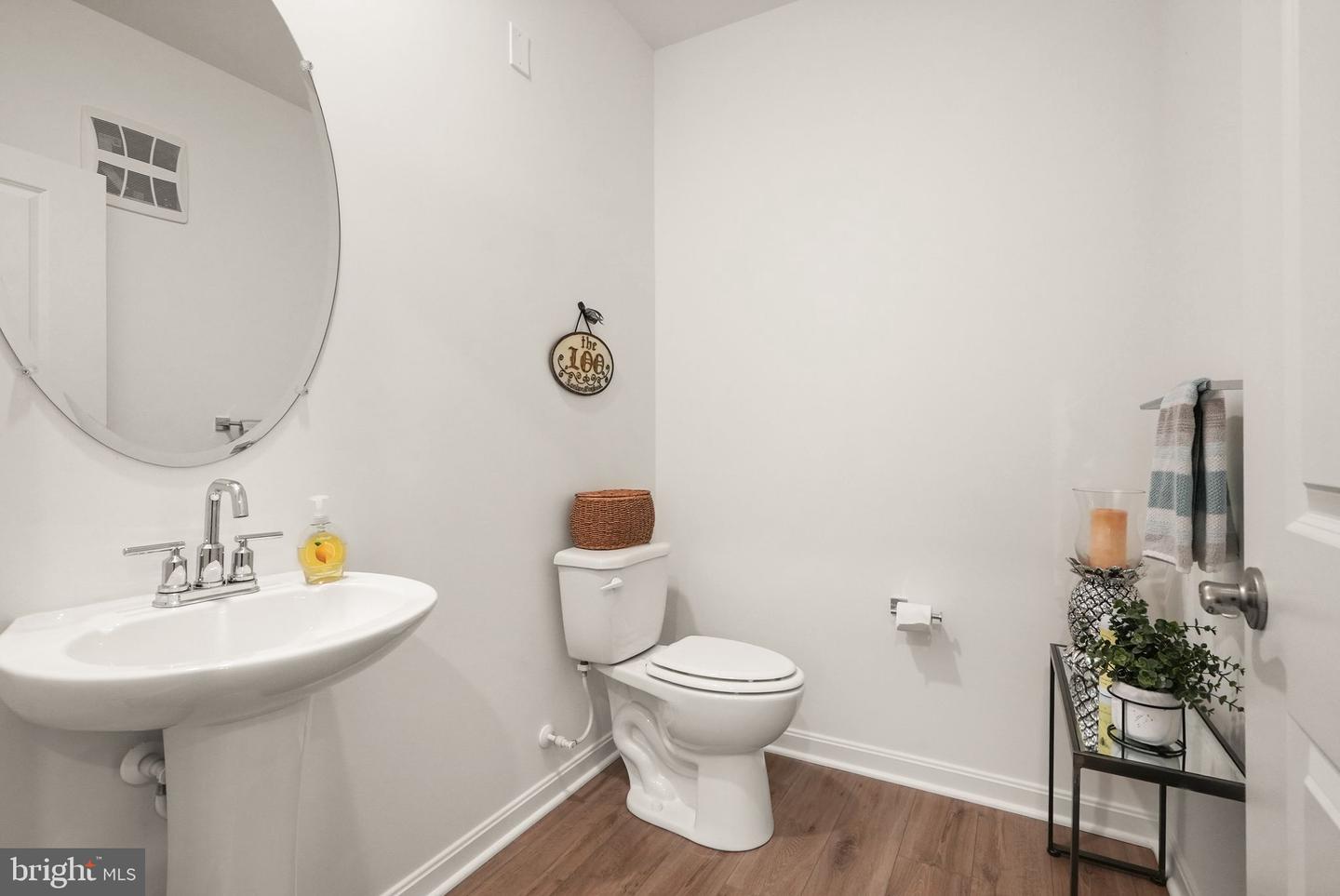 13950 ENGLEFIELD DR #3202, WOODBRIDGE, Virginia 22193, 2 Bedrooms Bedrooms, ,2 BathroomsBathrooms,Residential,For sale,13950 ENGLEFIELD DR #3202,VAPW2111406 MLS # VAPW2111406