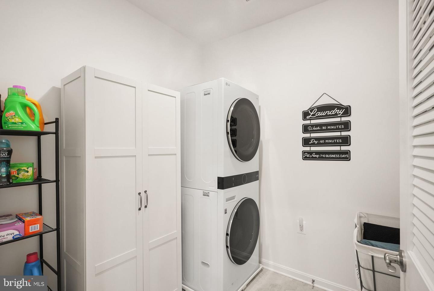 13950 ENGLEFIELD DR #3202, WOODBRIDGE, Virginia 22193, 2 Bedrooms Bedrooms, ,2 BathroomsBathrooms,Residential,For sale,13950 ENGLEFIELD DR #3202,VAPW2111406 MLS # VAPW2111406