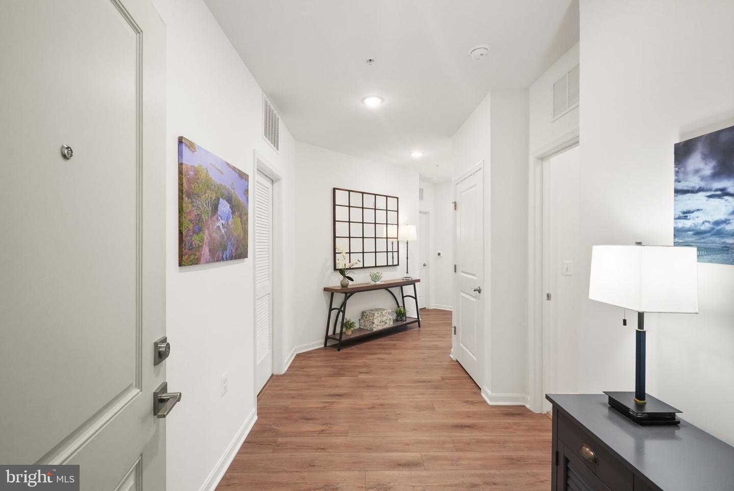 13950 ENGLEFIELD DR #3202, WOODBRIDGE, Virginia 22193, 2 Bedrooms Bedrooms, ,2 BathroomsBathrooms,Residential,For sale,13950 ENGLEFIELD DR #3202,VAPW2111406 MLS # VAPW2111406