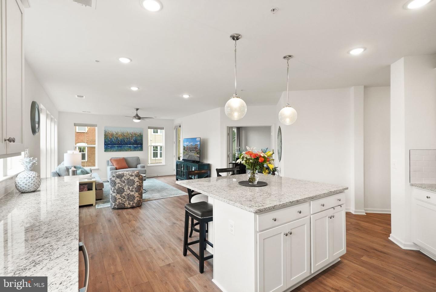 13950 ENGLEFIELD DR #3202, WOODBRIDGE, Virginia 22193, 2 Bedrooms Bedrooms, ,2 BathroomsBathrooms,Residential,For sale,13950 ENGLEFIELD DR #3202,VAPW2111406 MLS # VAPW2111406