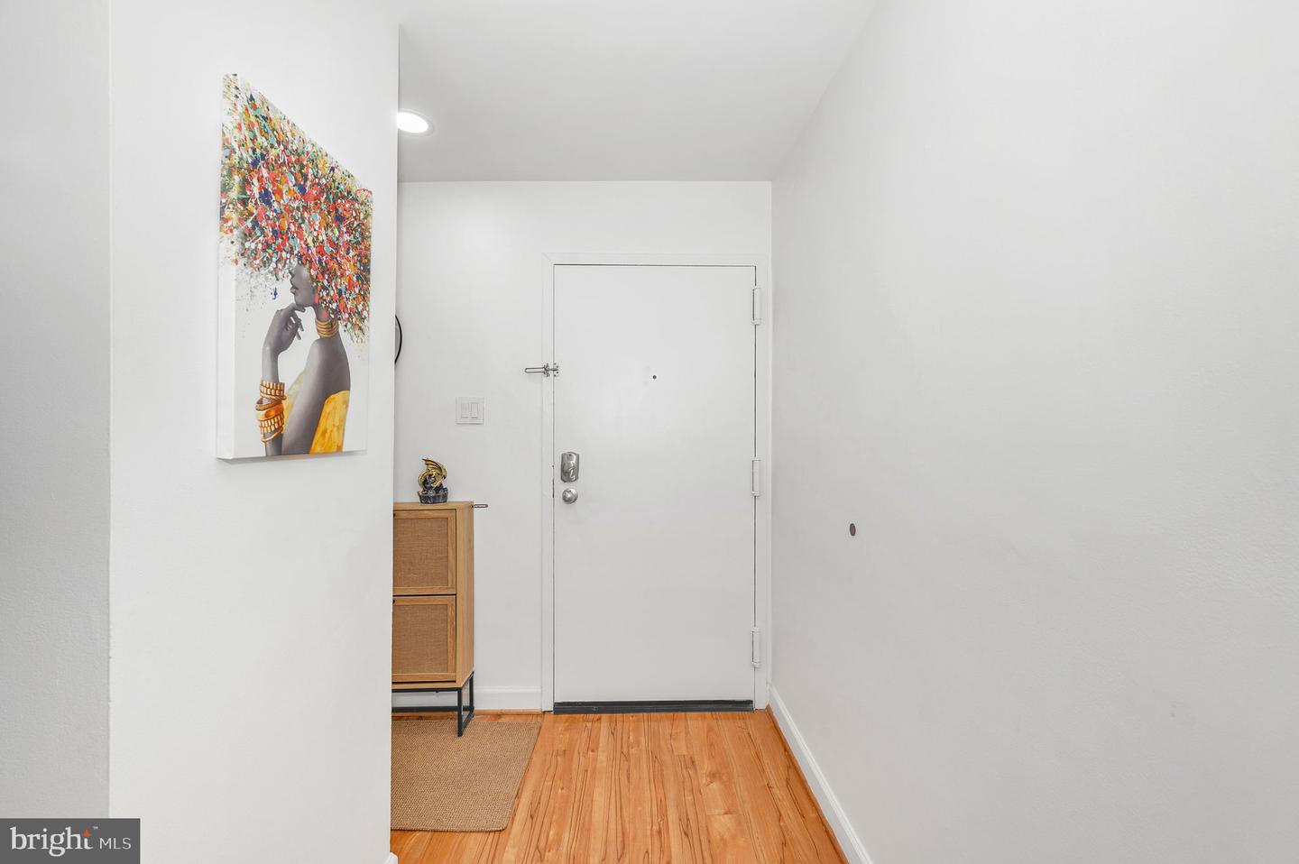 5025 7TH RD S #202, ARLINGTON, Virginia 22204, 2 Bedrooms Bedrooms, ,1 BathroomBathrooms,Residential,For sale,5025 7TH RD S #202,VAAR2068286 MLS # VAAR2068286