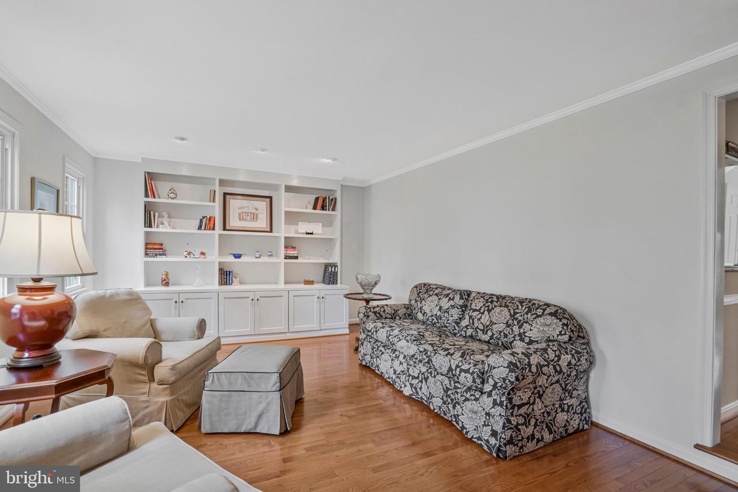 11700 CLARA WAY, FAIRFAX STATION, Virginia 22039, 4 Bedrooms Bedrooms, 18 Rooms Rooms,3 BathroomsBathrooms,Residential,For sale,11700 CLARA WAY,VAFX2288274 MLS # VAFX2288274