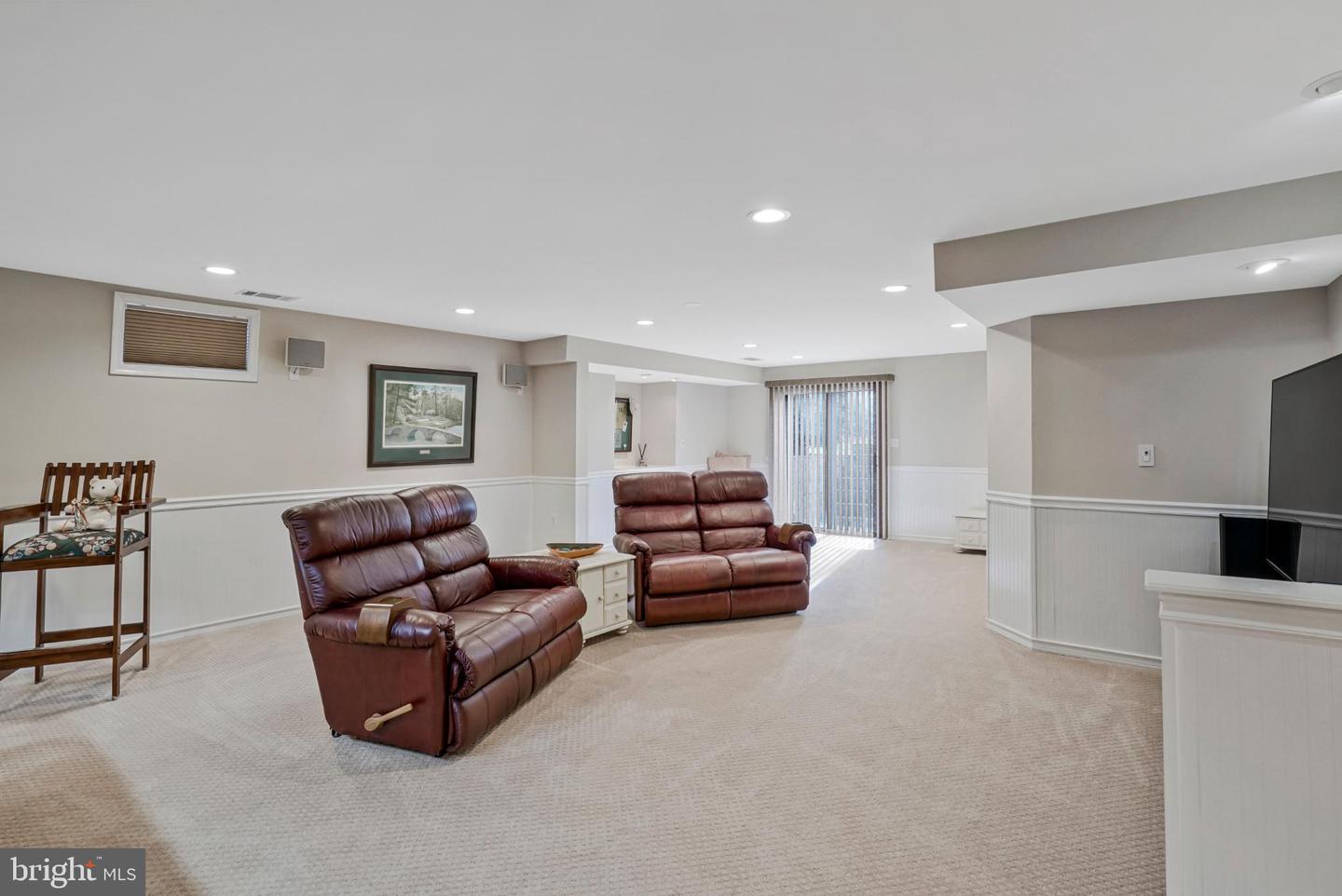 11700 CLARA WAY, FAIRFAX STATION, Virginia 22039, 4 Bedrooms Bedrooms, 18 Rooms Rooms,3 BathroomsBathrooms,Residential,For sale,11700 CLARA WAY,VAFX2288274 MLS # VAFX2288274