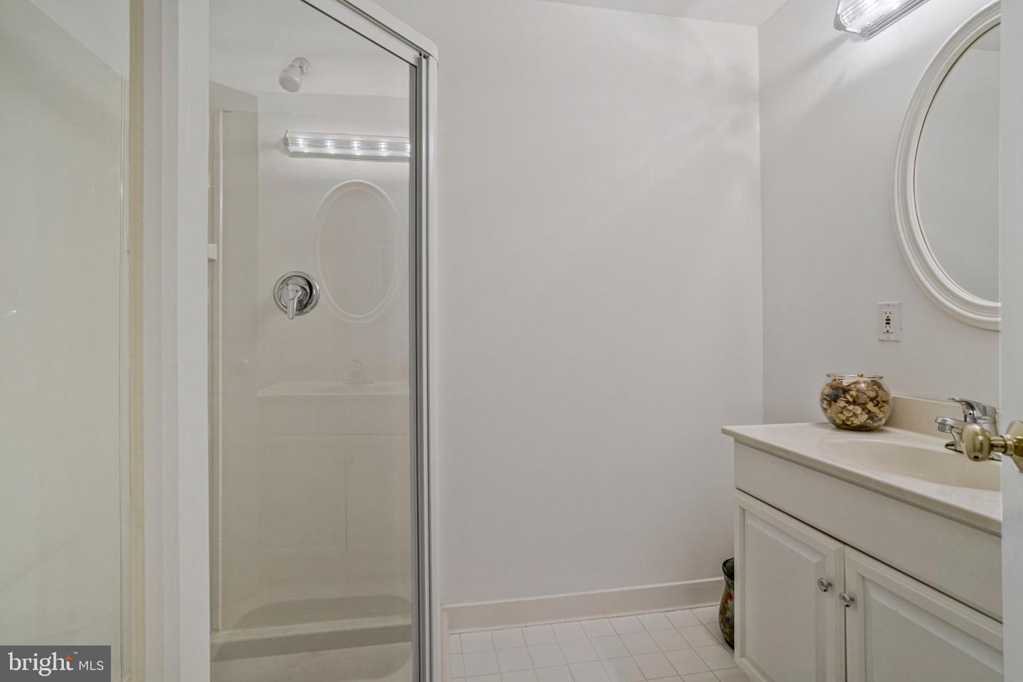 11700 CLARA WAY, FAIRFAX STATION, Virginia 22039, 4 Bedrooms Bedrooms, 18 Rooms Rooms,3 BathroomsBathrooms,Residential,For sale,11700 CLARA WAY,VAFX2288274 MLS # VAFX2288274