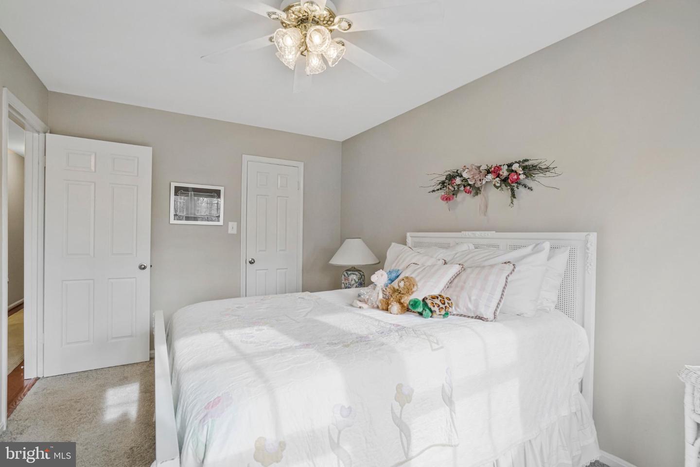 11700 CLARA WAY, FAIRFAX STATION, Virginia 22039, 4 Bedrooms Bedrooms, 18 Rooms Rooms,3 BathroomsBathrooms,Residential,For sale,11700 CLARA WAY,VAFX2288274 MLS # VAFX2288274