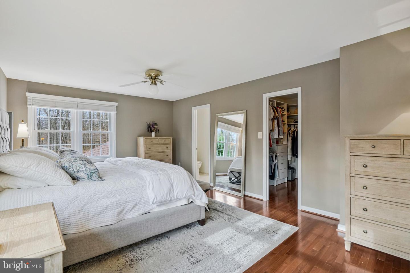 11700 CLARA WAY, FAIRFAX STATION, Virginia 22039, 4 Bedrooms Bedrooms, 18 Rooms Rooms,3 BathroomsBathrooms,Residential,For sale,11700 CLARA WAY,VAFX2288274 MLS # VAFX2288274