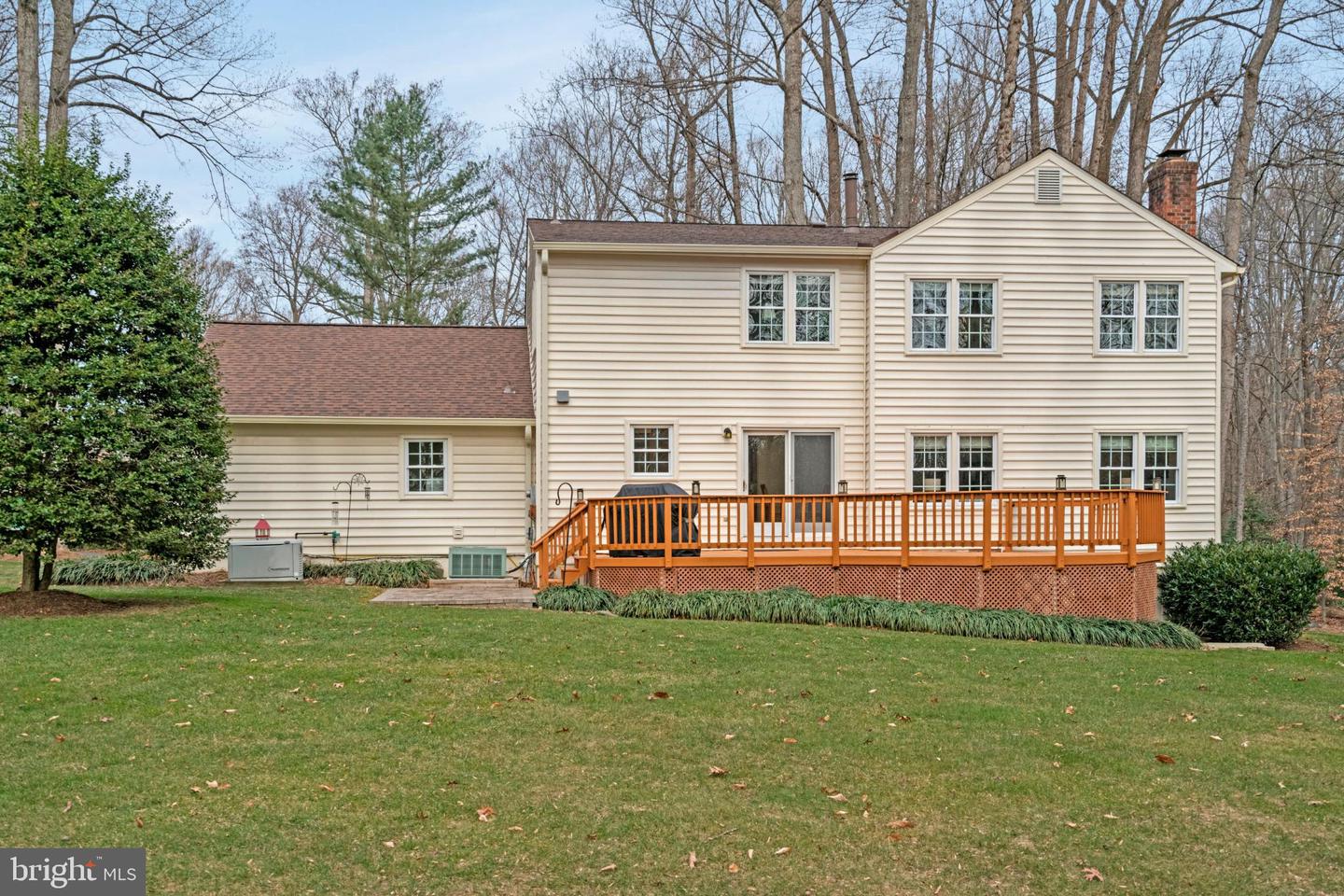 11700 CLARA WAY, FAIRFAX STATION, Virginia 22039, 4 Bedrooms Bedrooms, 18 Rooms Rooms,3 BathroomsBathrooms,Residential,For sale,11700 CLARA WAY,VAFX2288274 MLS # VAFX2288274